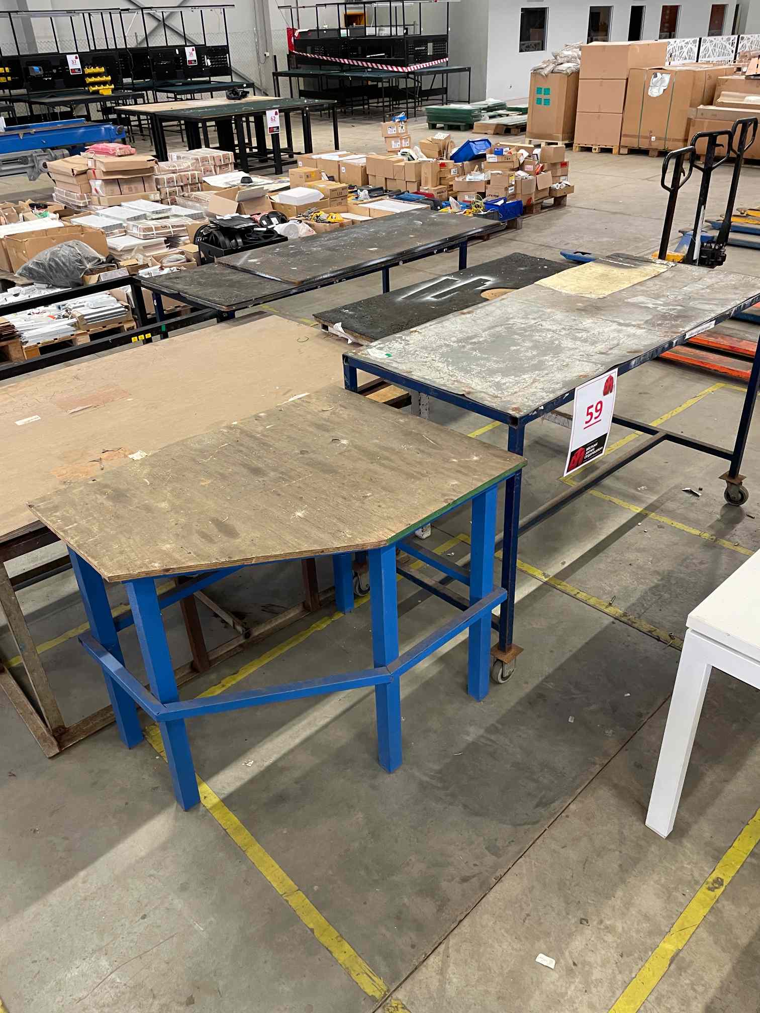 5 X VARIOUS STEEL/WOODEN WORK TABLES