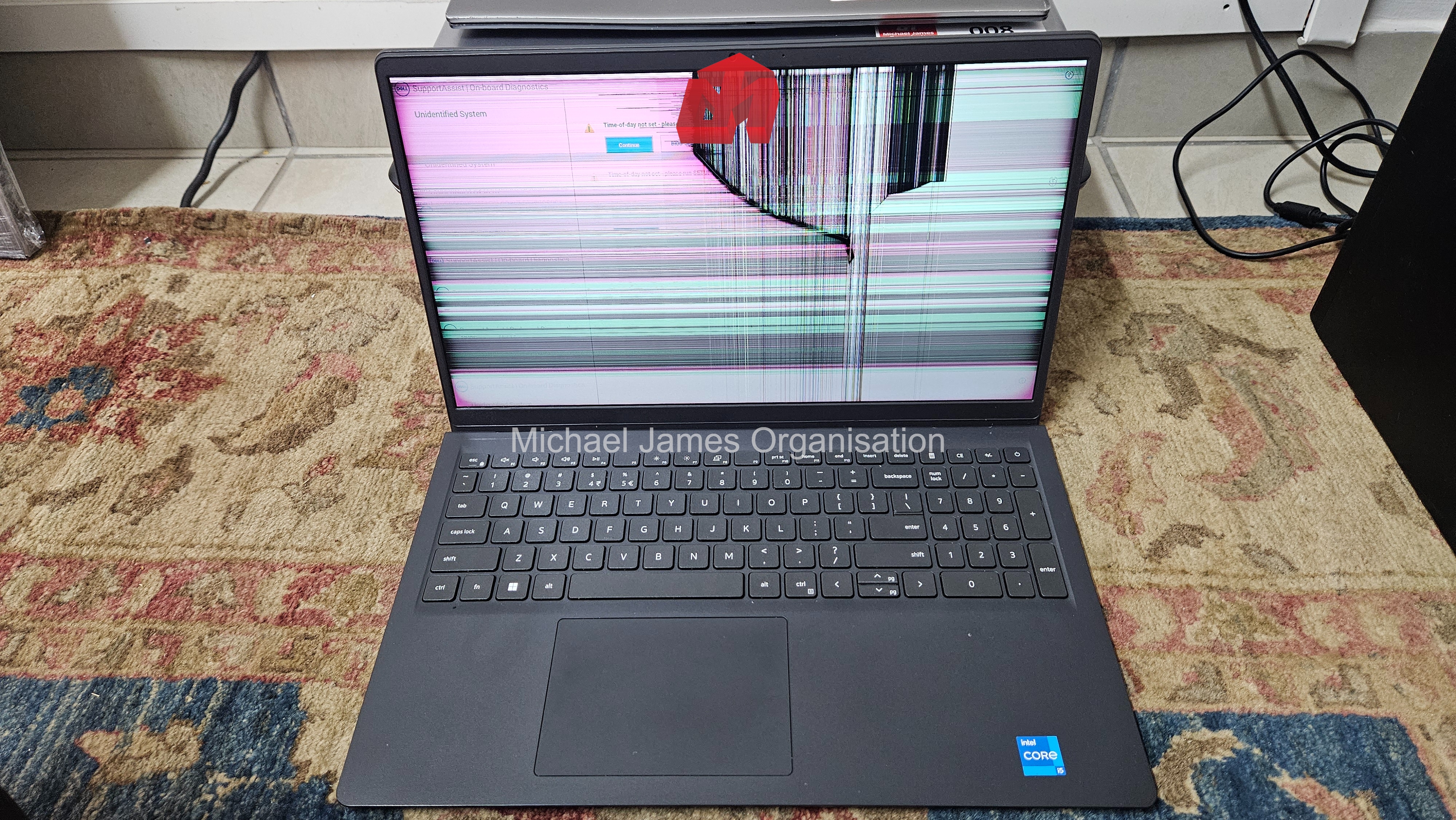 Dell Vostro Laptop thumbnail 2