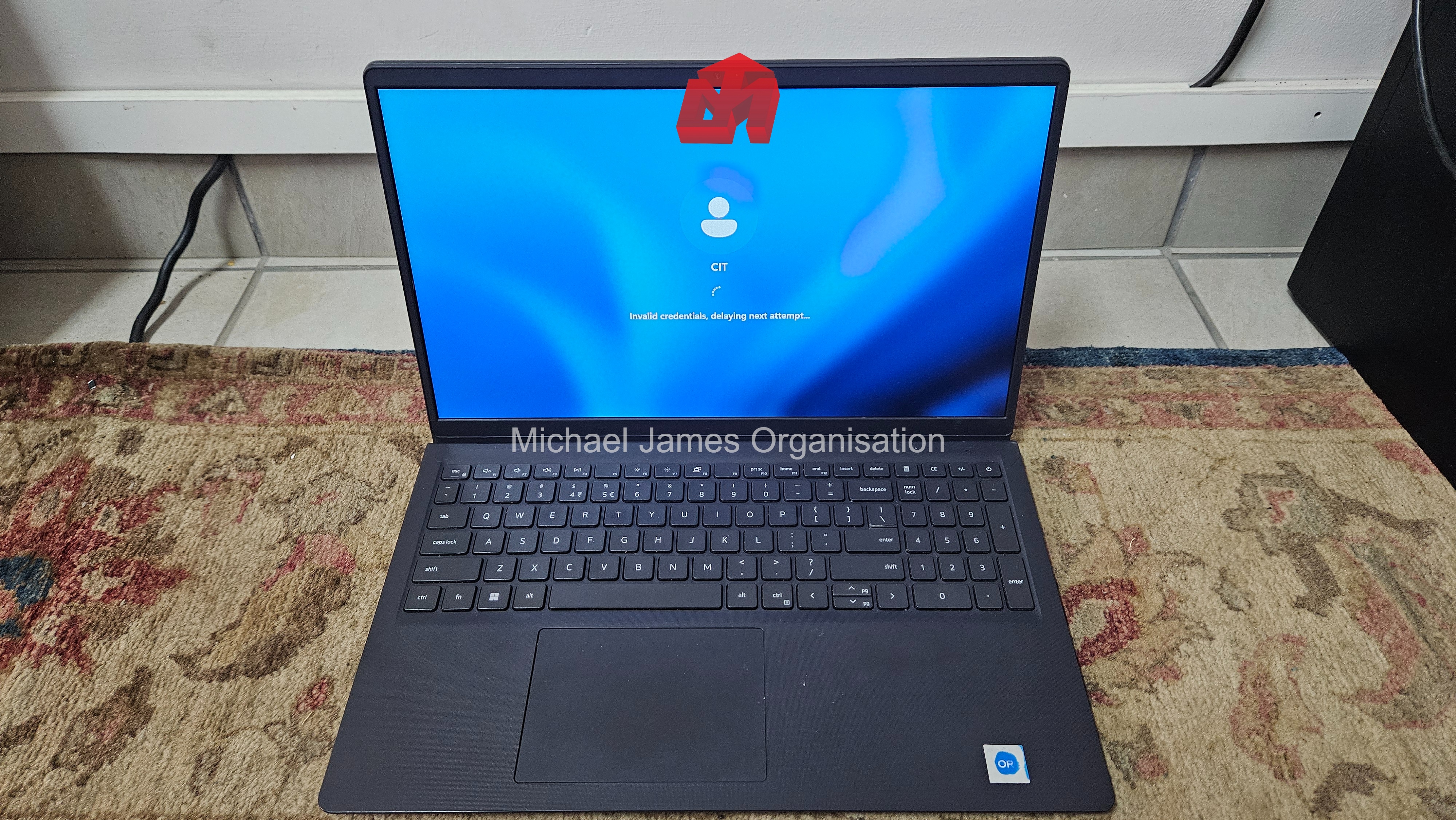 Dell Vostro Laptop thumbnail 2