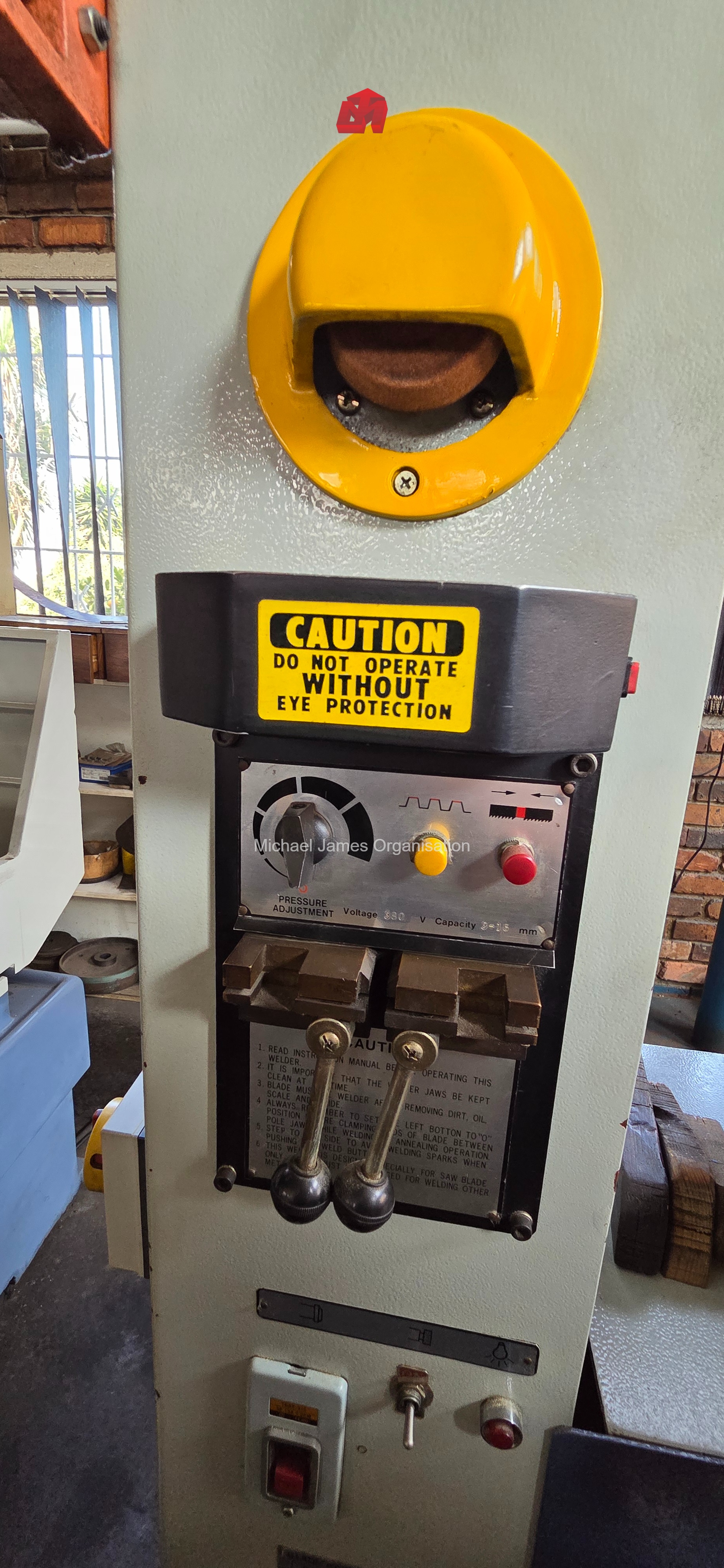 Standard Band Saw