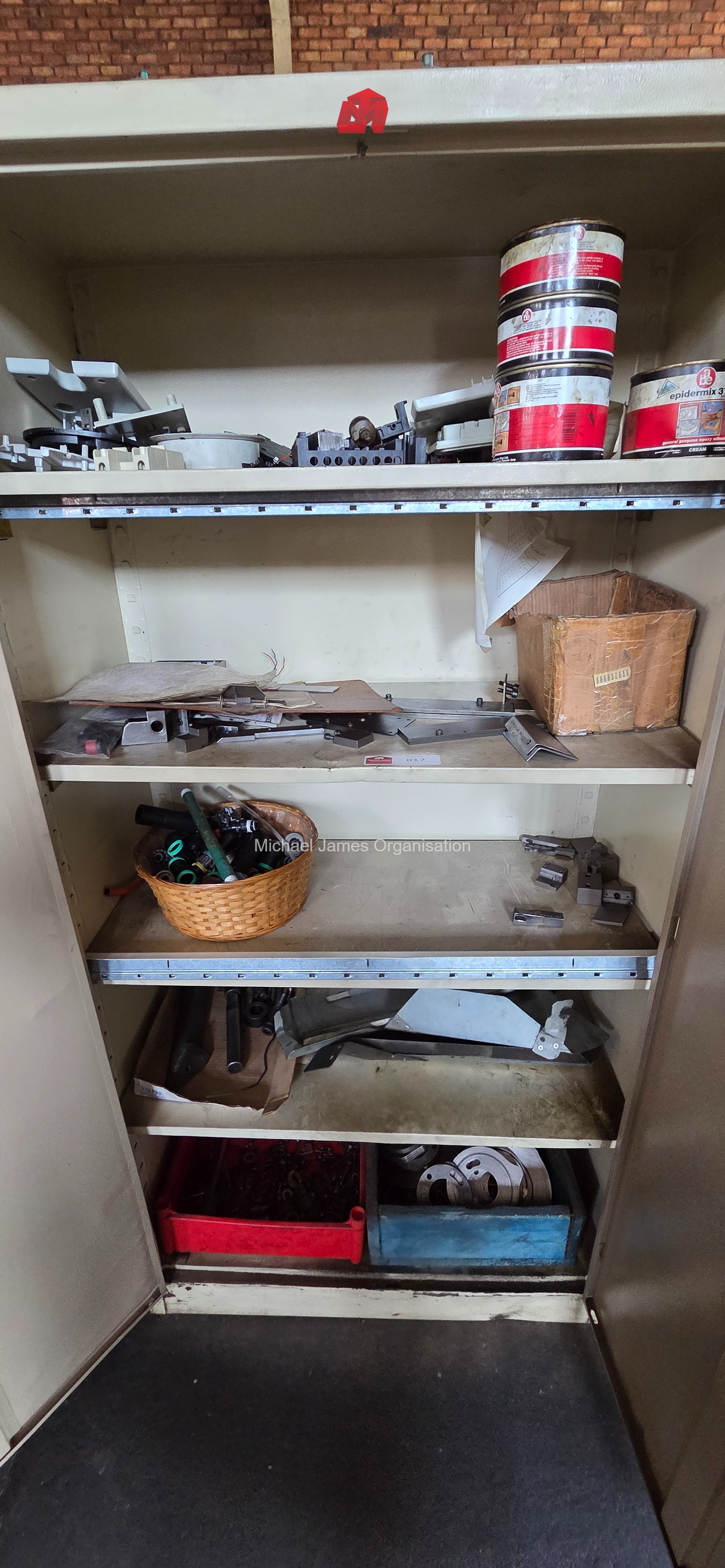 Contents of Cupboard thumbnail 2
