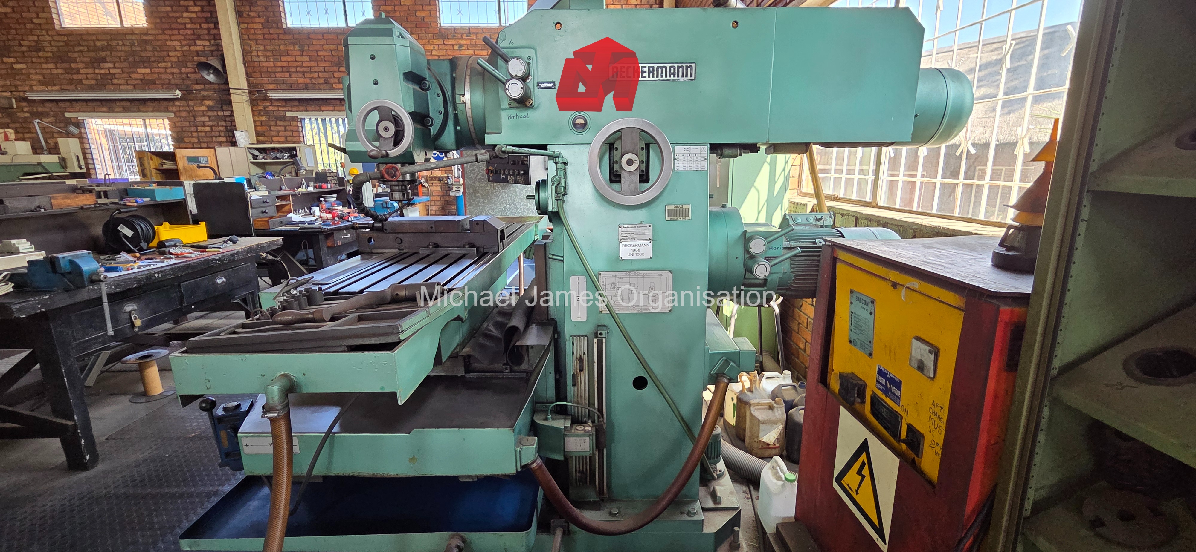 Beekmann Milling Machine 1986 UNI100 thumbnail 2