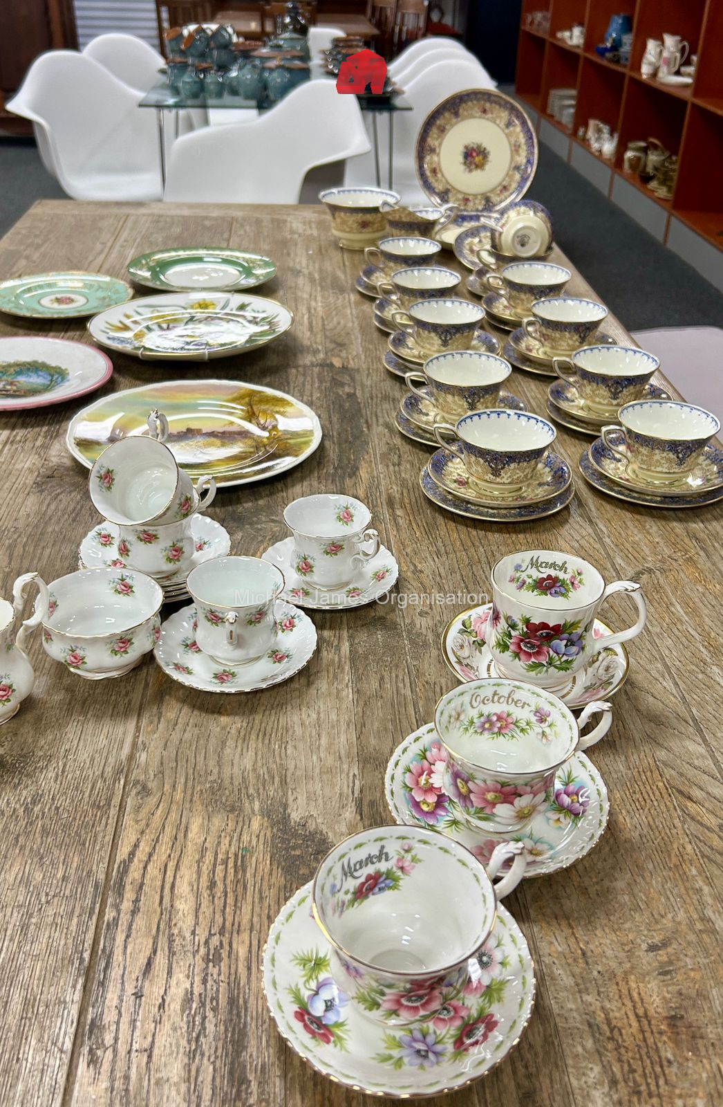 Beautiful Home Furnishings thumbnail 17