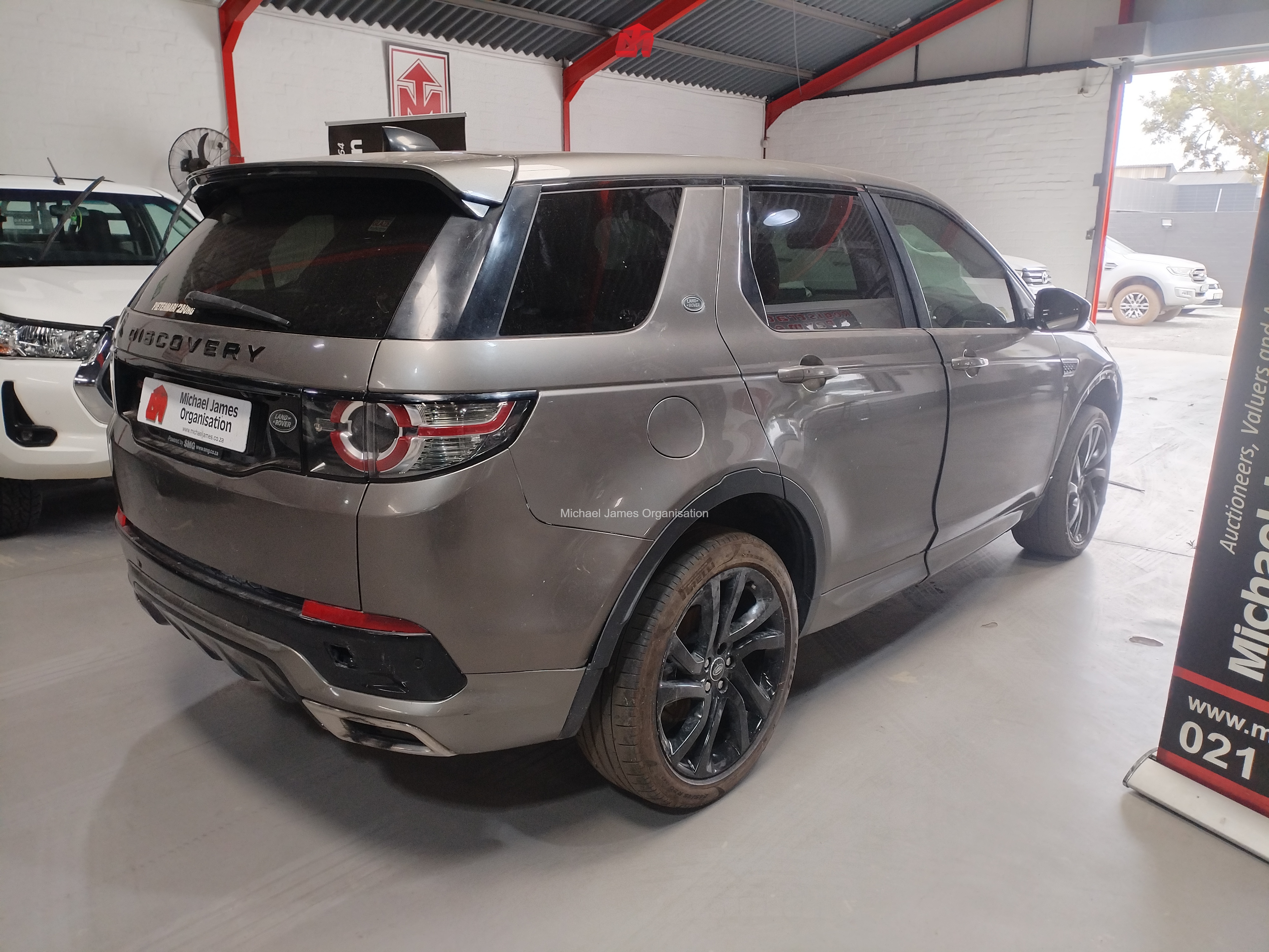 2017 LAND ROVER DISCOVERY SPORT 2.0i4 D HSE thumbnail 4