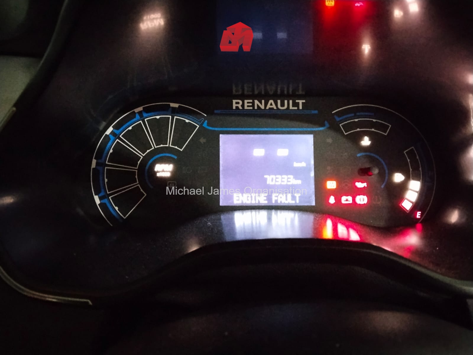 2024 RENAULT TRIBER 1.0 PRESTIGE/INTENS AMT thumbnail 7
