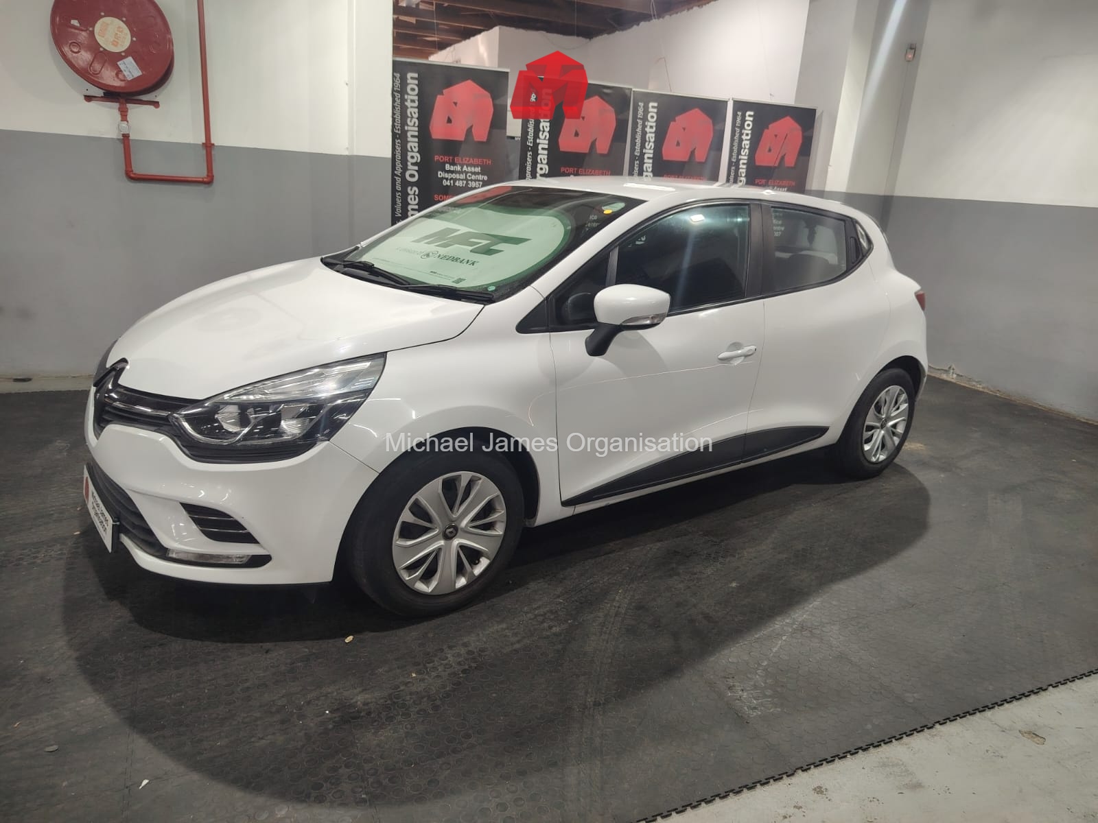2019 RENAULT CLIO IV 900T AUTHENTIQUE 5DR (66KW)