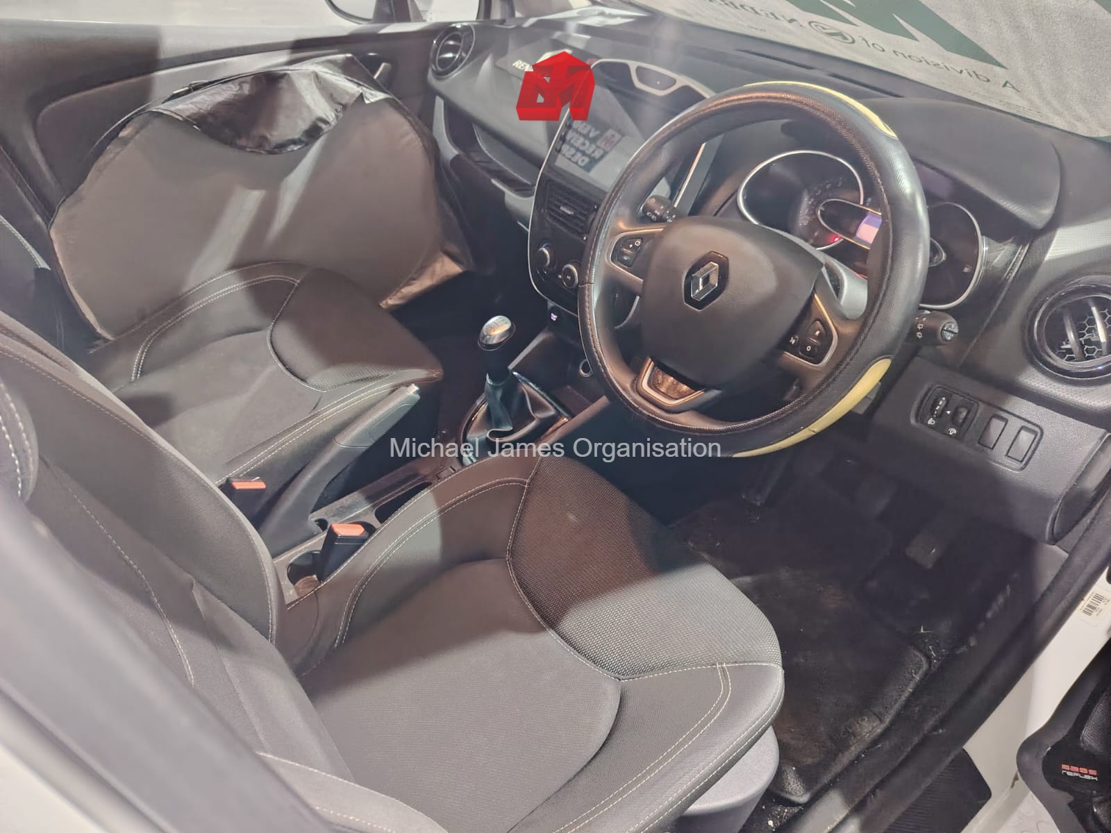 2019 RENAULT CLIO IV 900T AUTHENTIQUE 5DR (66KW) thumbnail 6