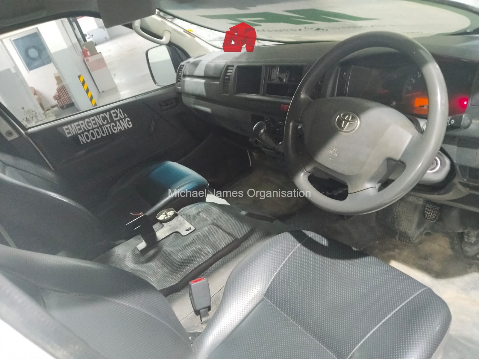 2024 TOYOTA QUANTUM/HIACE 2.5 D-4D SESFIKILE 16S thumbnail 6