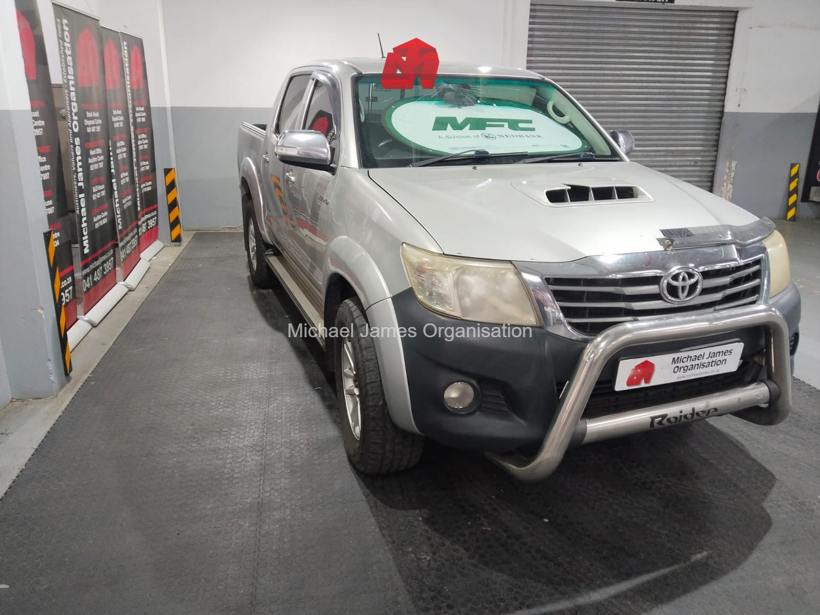2014 TOYOTA HILUX 3.0 D-4D RAIDER R/B P/U D/C thumbnail 2