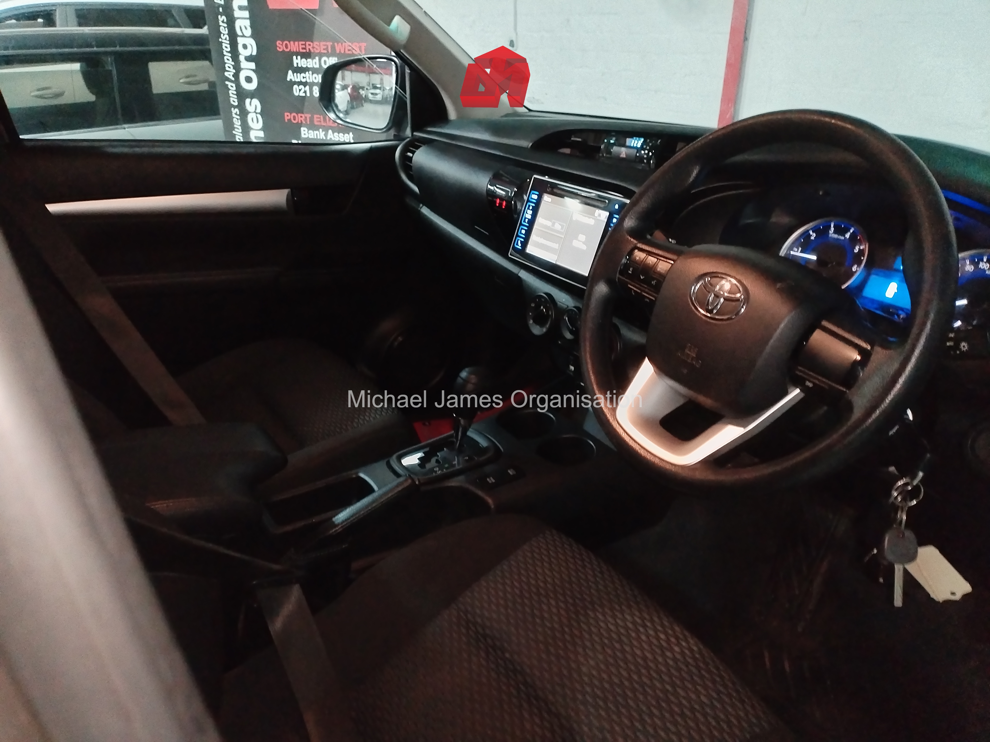 2019 TOYOTA HILUX 2.4 GD-6 SRX 4X4 A/T D/C thumbnail 8