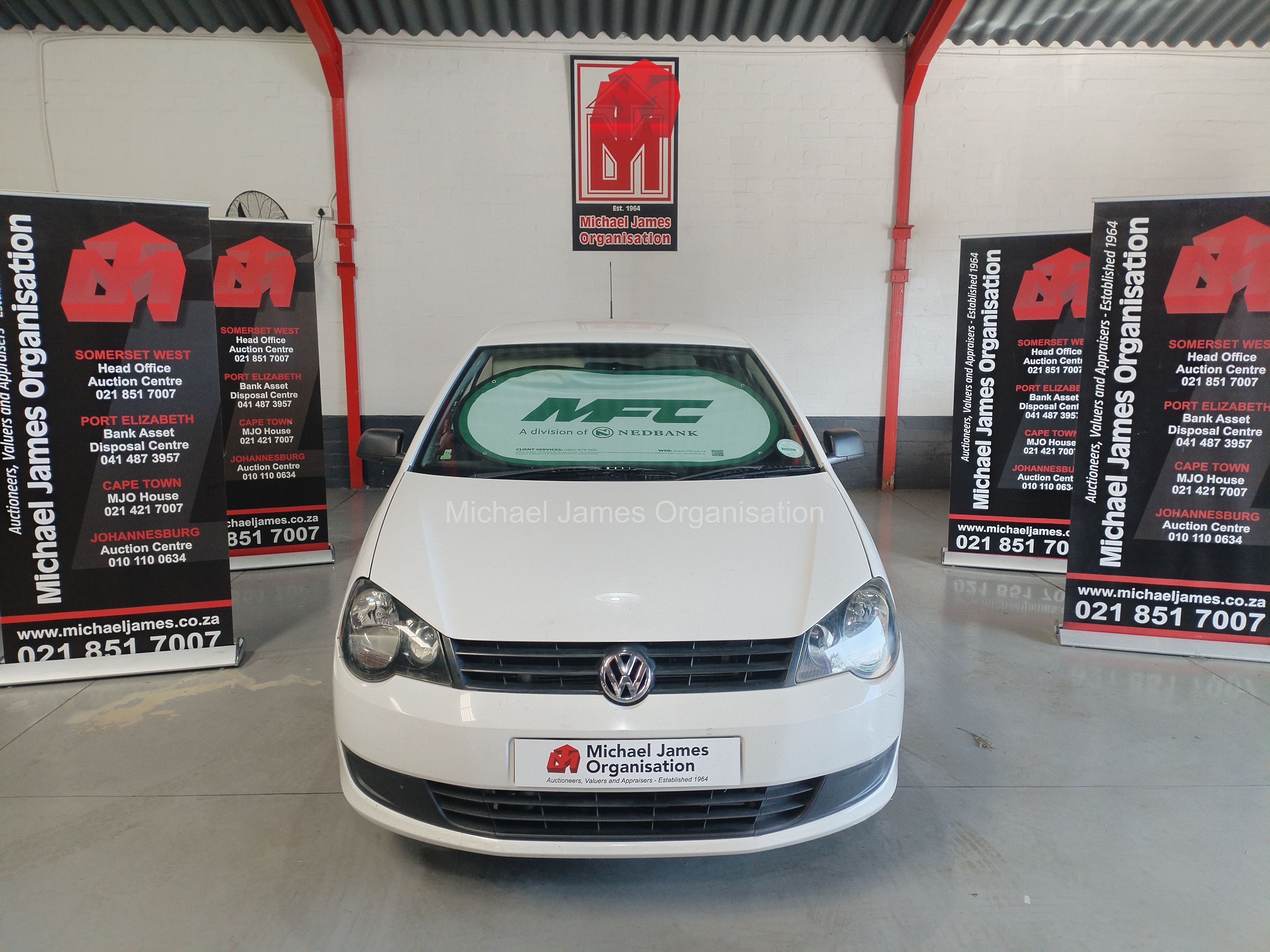 2013 VOLKSWAGEN POLO VIVO 1.4 5Dr thumbnail 2