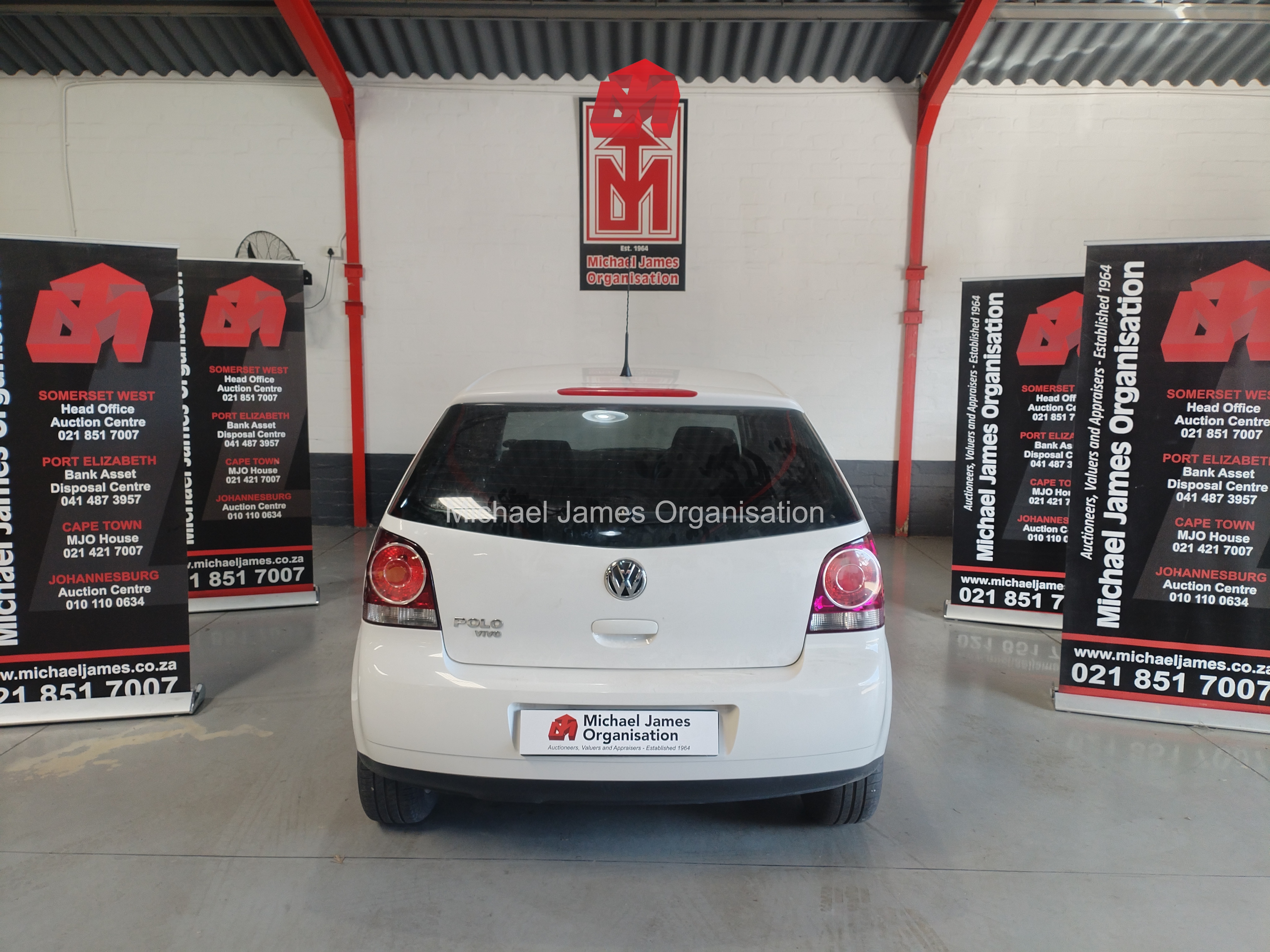 2013 VOLKSWAGEN POLO VIVO 1.4 5Dr thumbnail 4