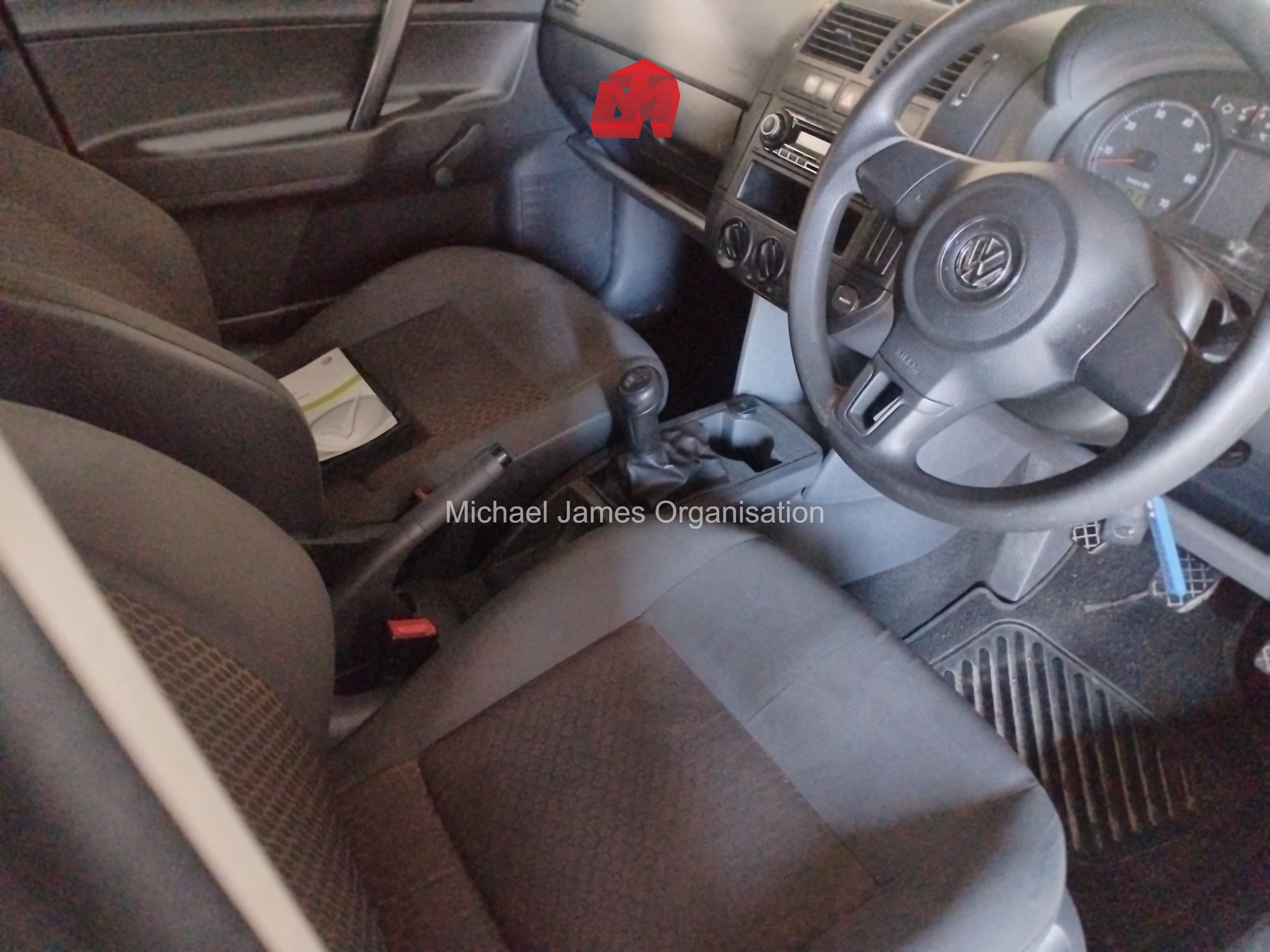 2013 VOLKSWAGEN POLO VIVO 1.4 5Dr thumbnail 8
