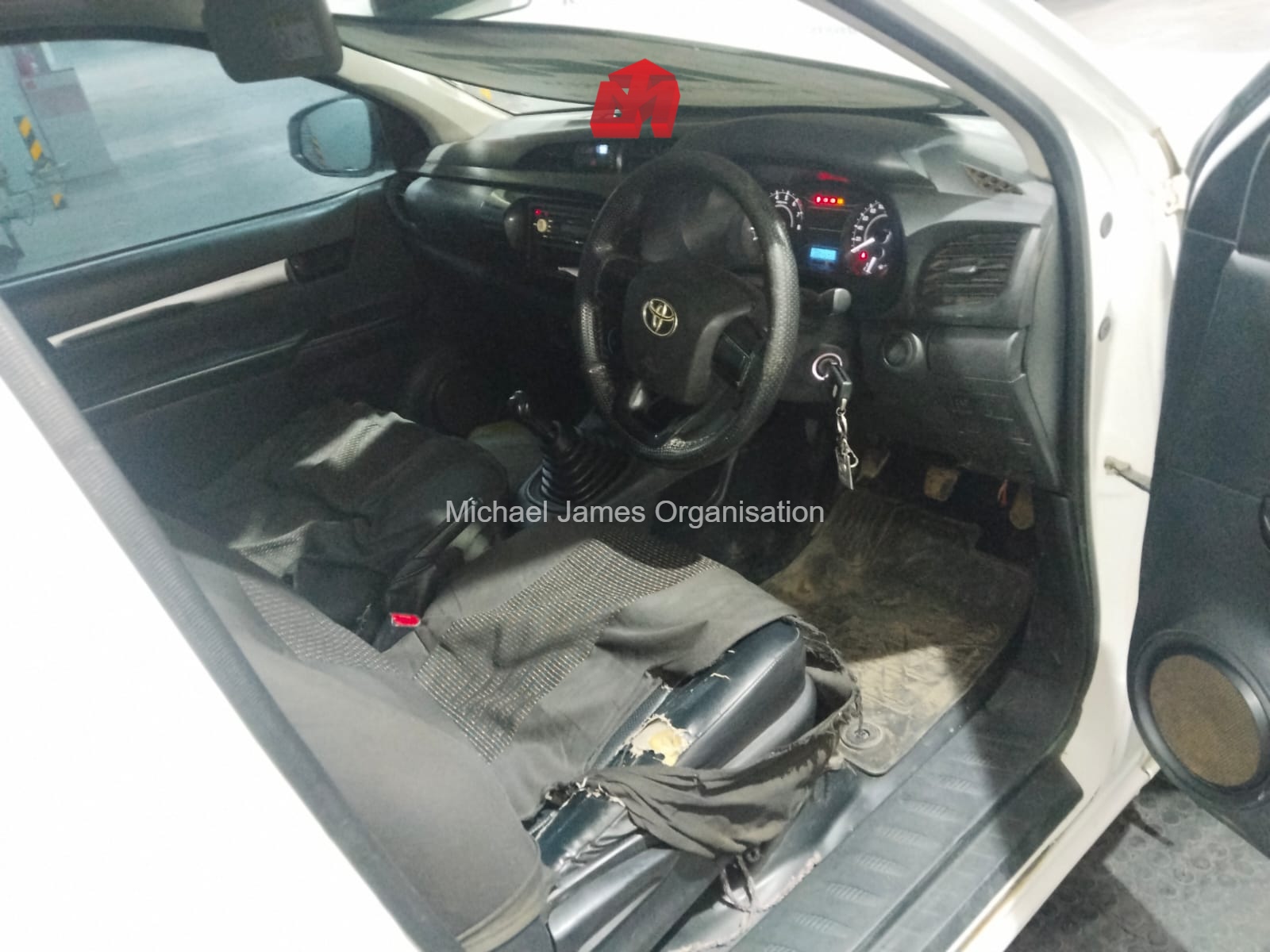 2021 TOYOTA HILUX 2.0 VVTI S P/U S/C thumbnail 6
