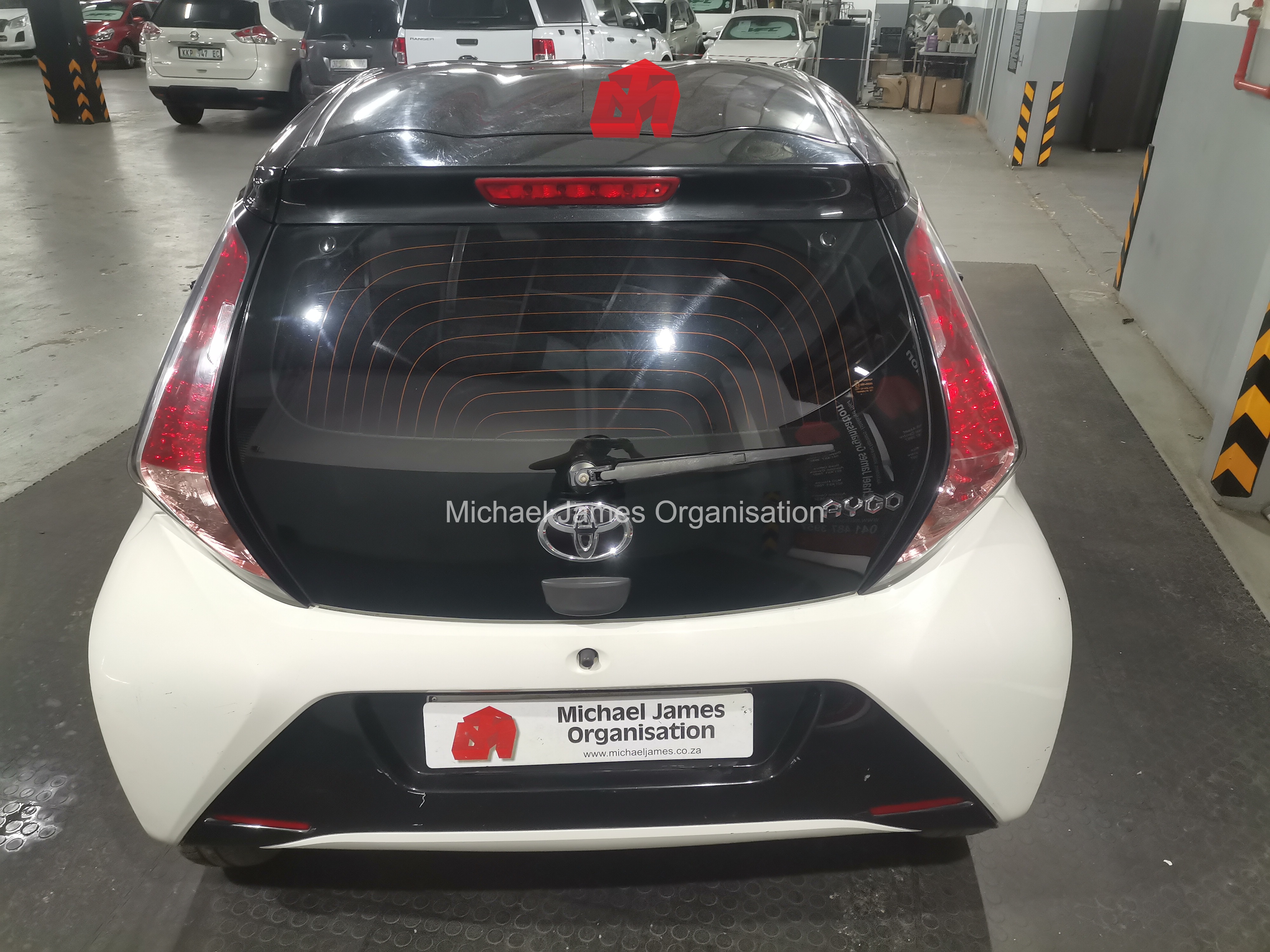 2017 TOYOTA AYGO 1.0 X-PLAY (5DR) thumbnail 5