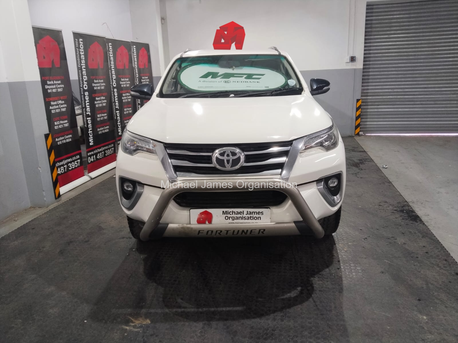 2019 TOYOTA FORTUNER 2.8 GD-6 R/B A/T thumbnail 3