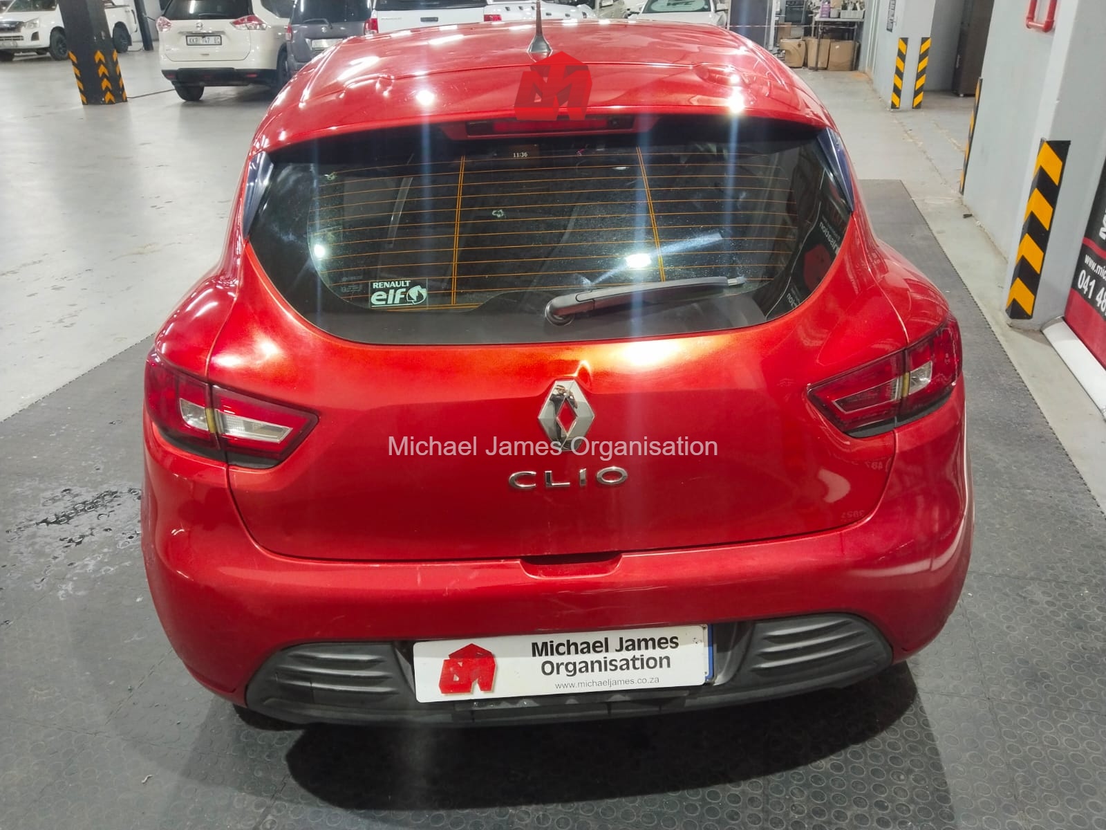 2019 RENAULT CLIO IV 900T AUTHENTIQUE 5DR (66KW) thumbnail 5