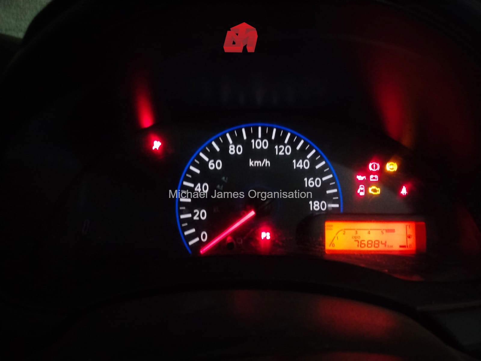 2021 DATSUN GO + 1.2 MID (7 SEATER) thumbnail 8