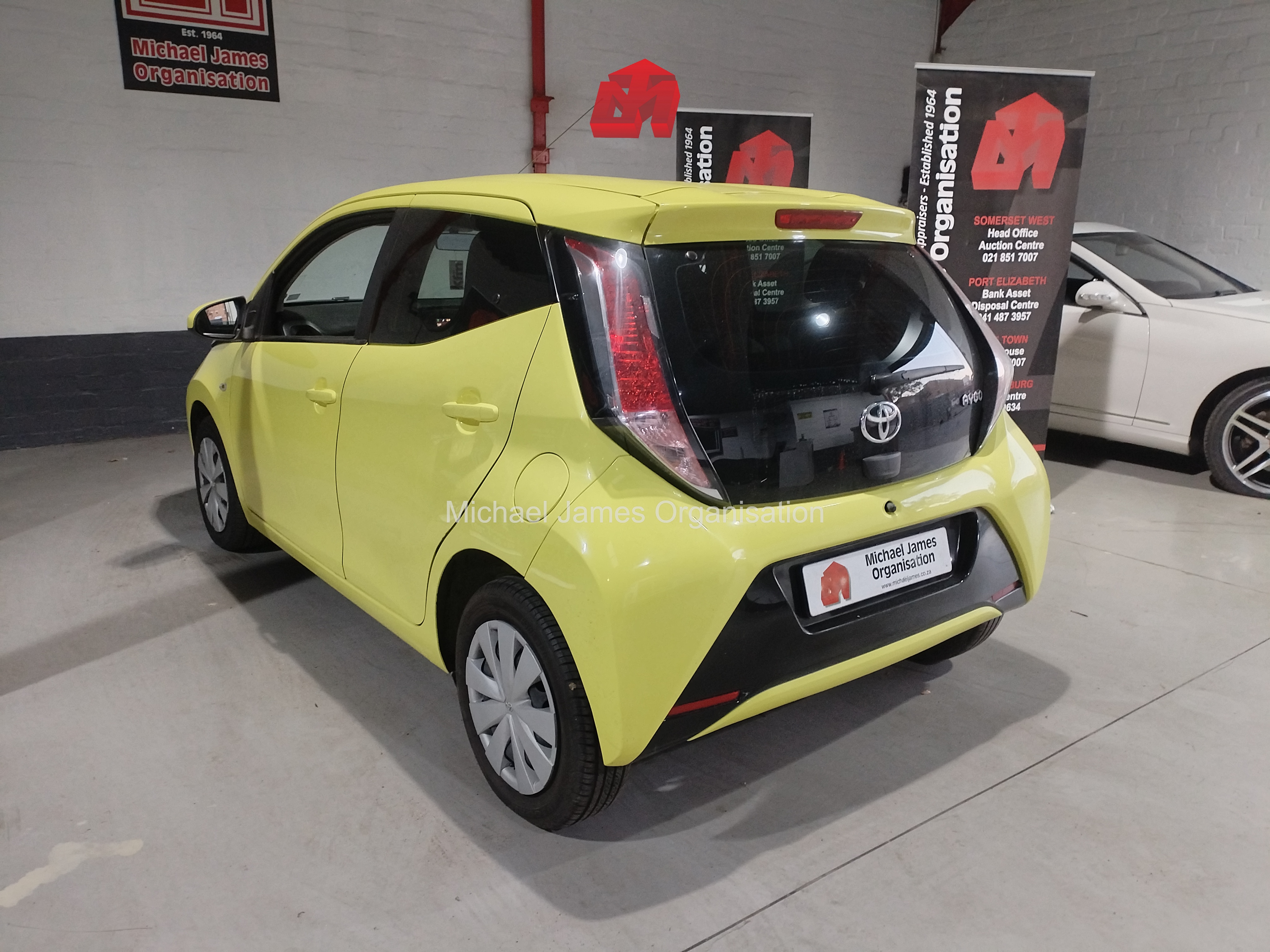 2017 TOYOTA AYGO 1.0 (5DR) thumbnail 6