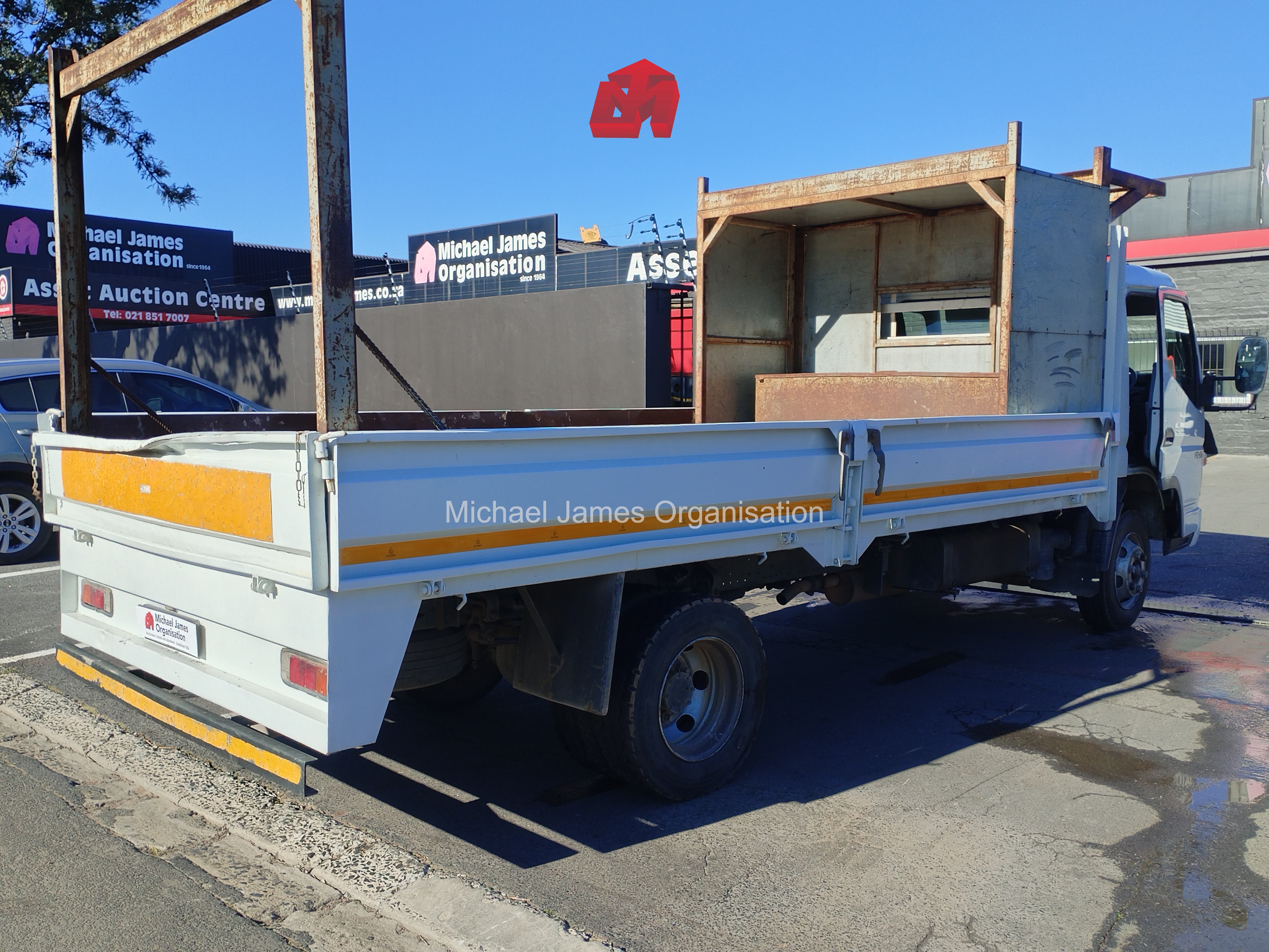 2015  MITSUBISHI FUSO CANTER TRUCK FE7 136 - DROPSIDE thumbnail 6