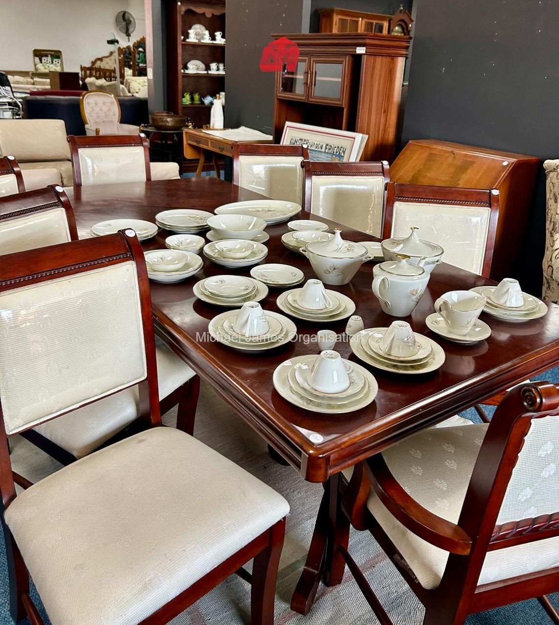 Beautiful Home Furnishings thumbnail 9