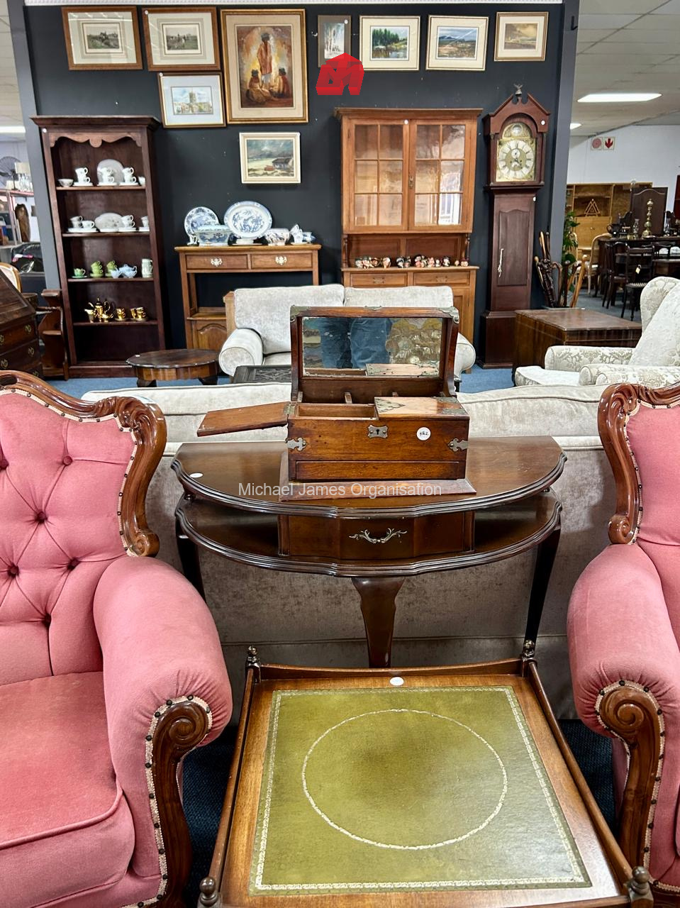 Beautiful Home Furnishings thumbnail 8