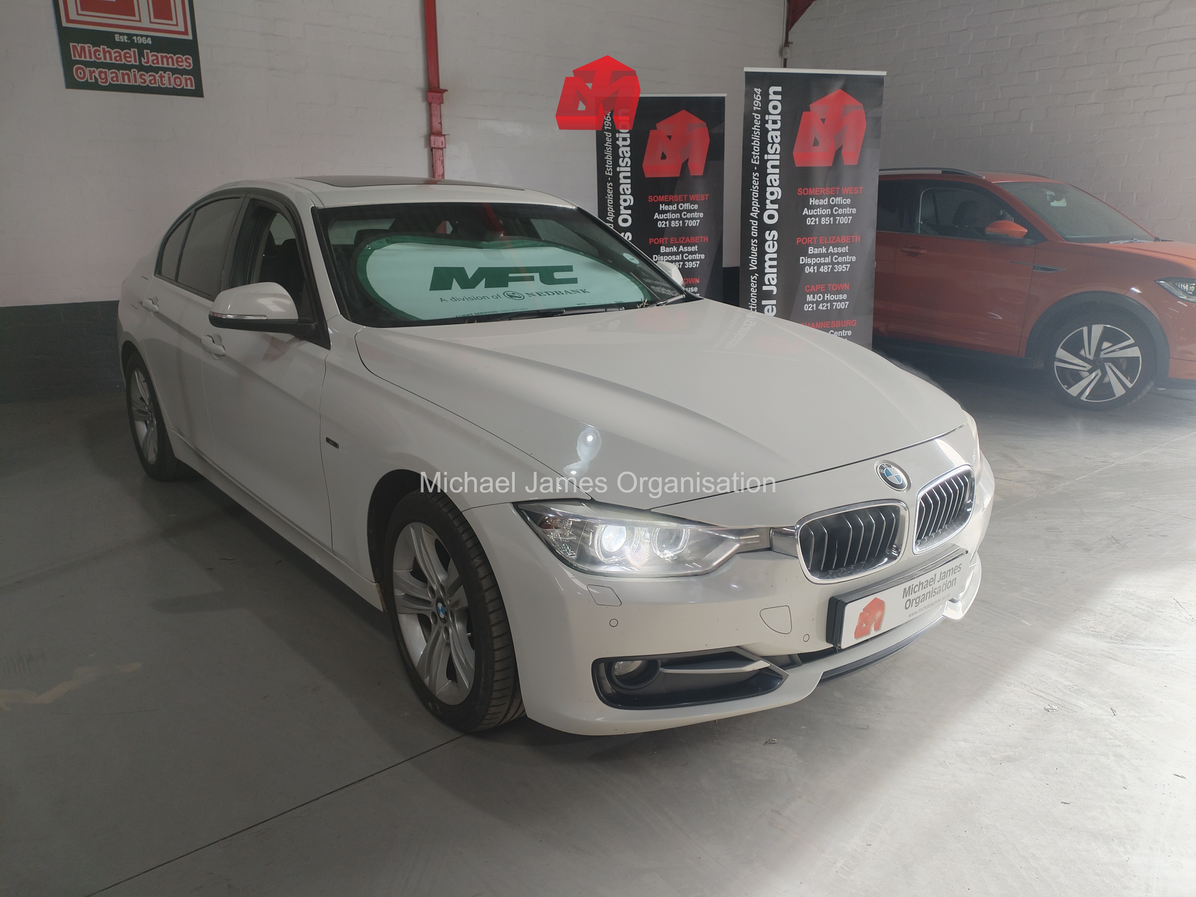 2015 BMW 320i SPORT LINE A/T thumbnail 3
