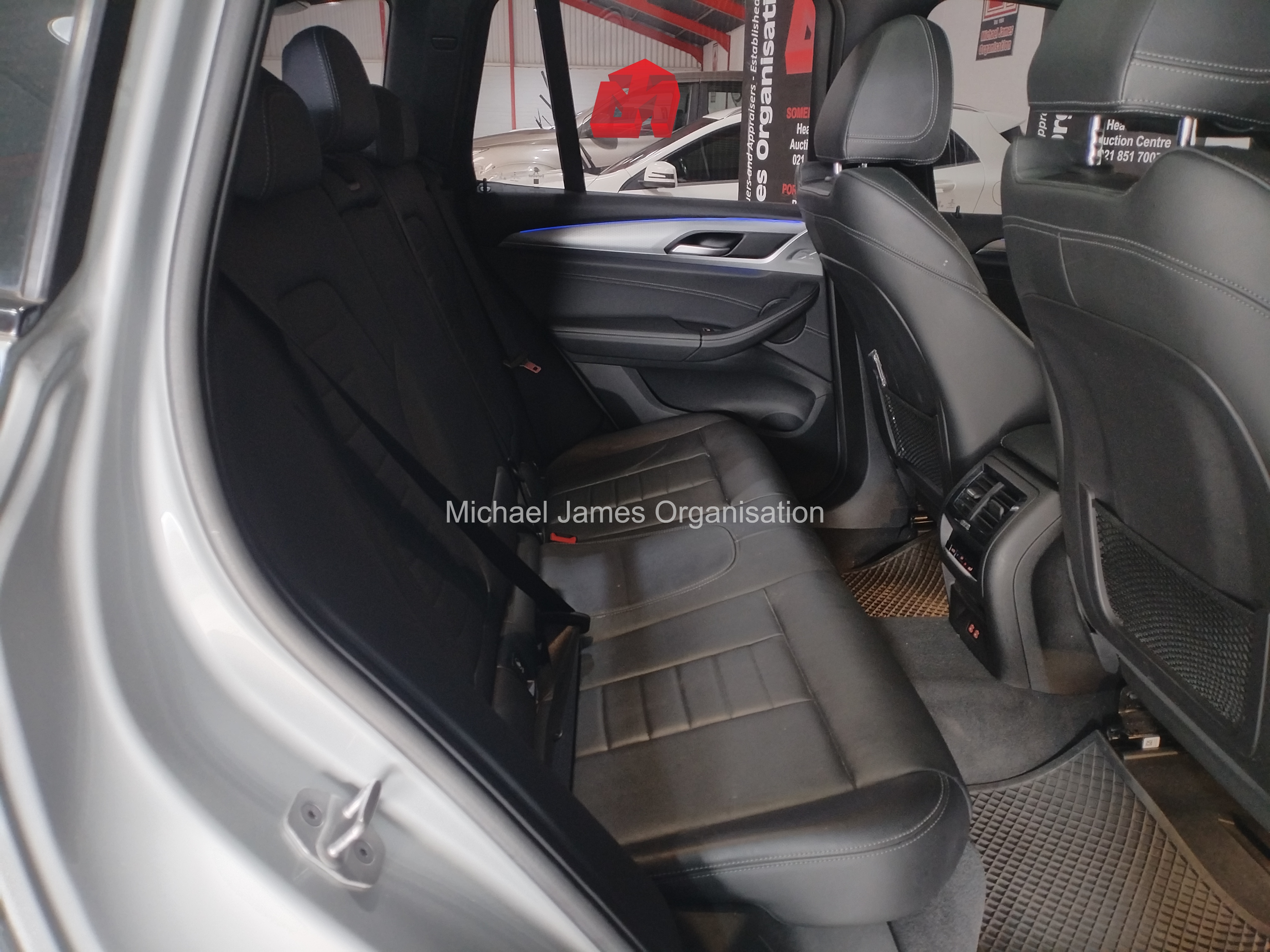 2021 BMW X3 xDRIVE 20d thumbnail 8