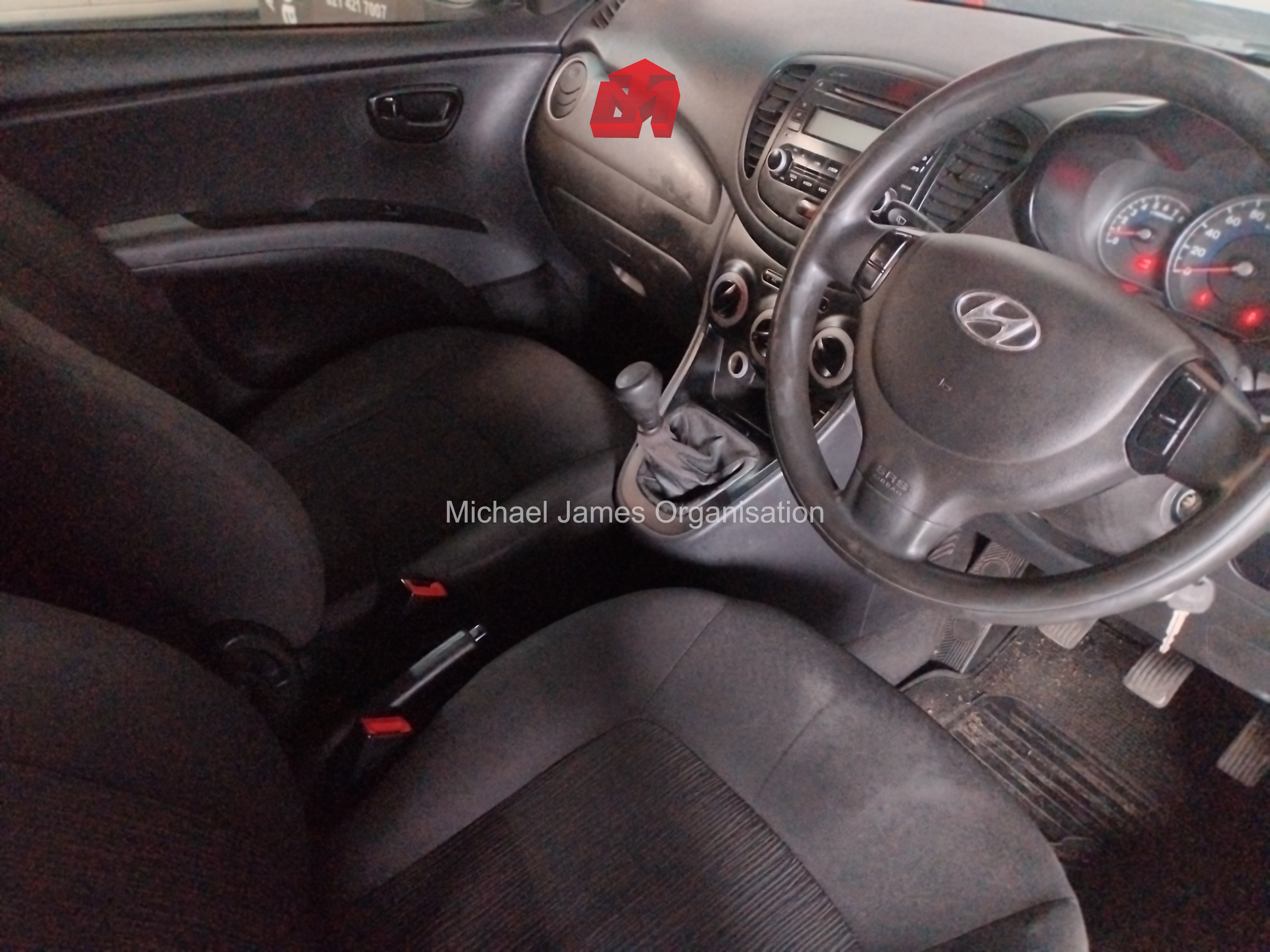 2016 HYUNDAI i10 1.1 GLS/MOTION thumbnail 9
