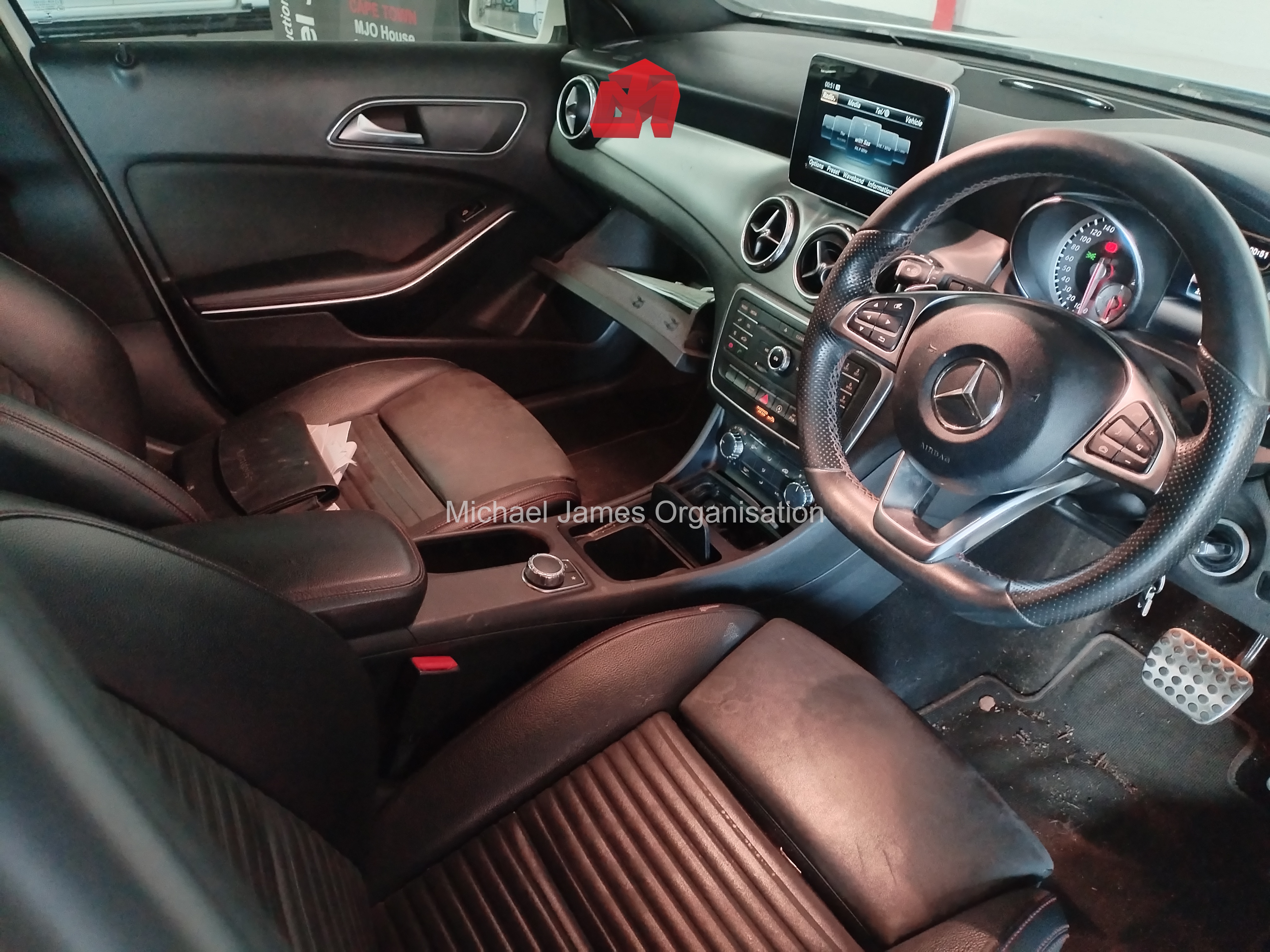 2016 MERCEDES-BENZ GLA 200 A/T thumbnail 7