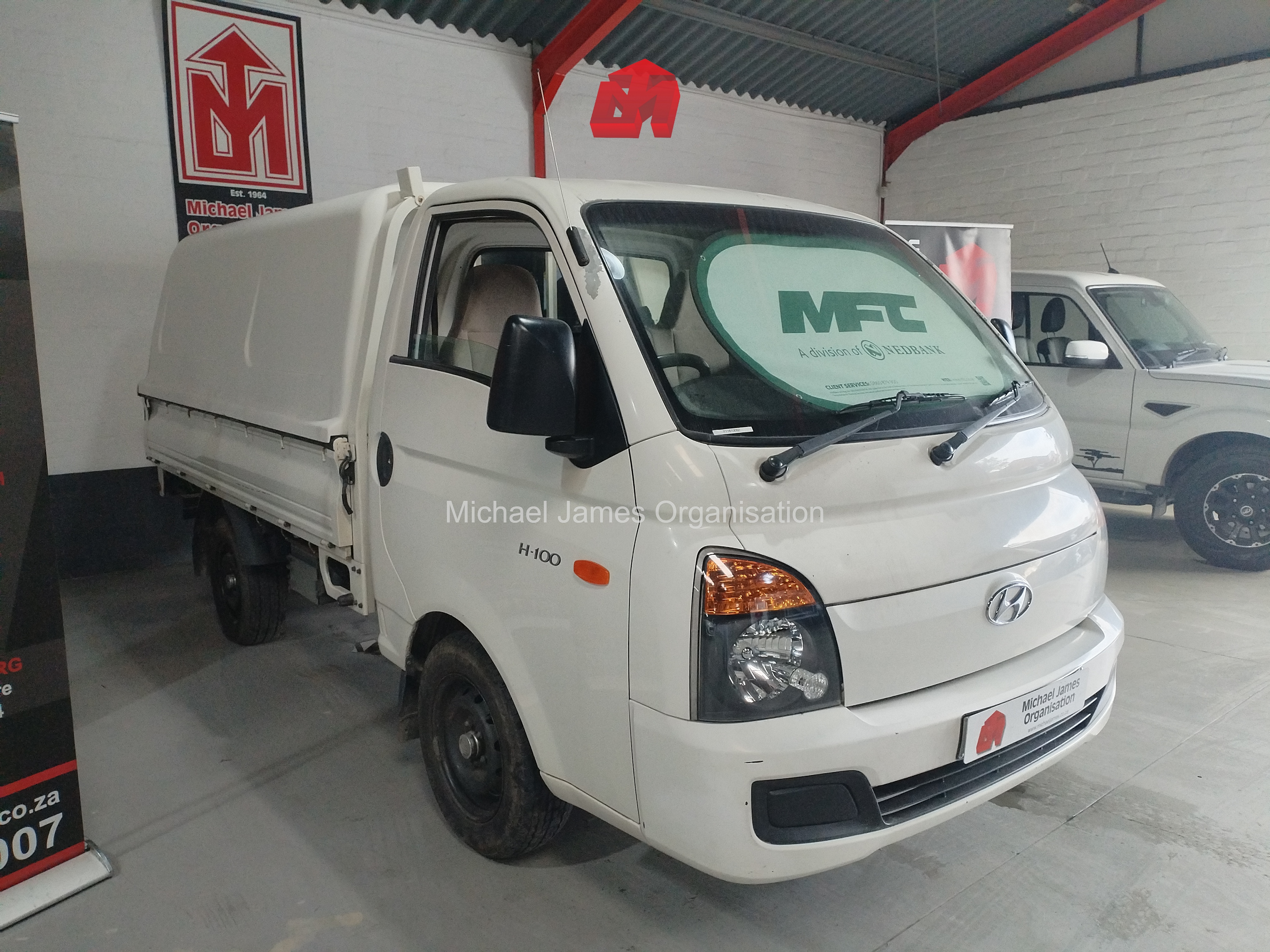 2018 HYUNDAI H100 2.6D A/C F/C D/S thumbnail 3