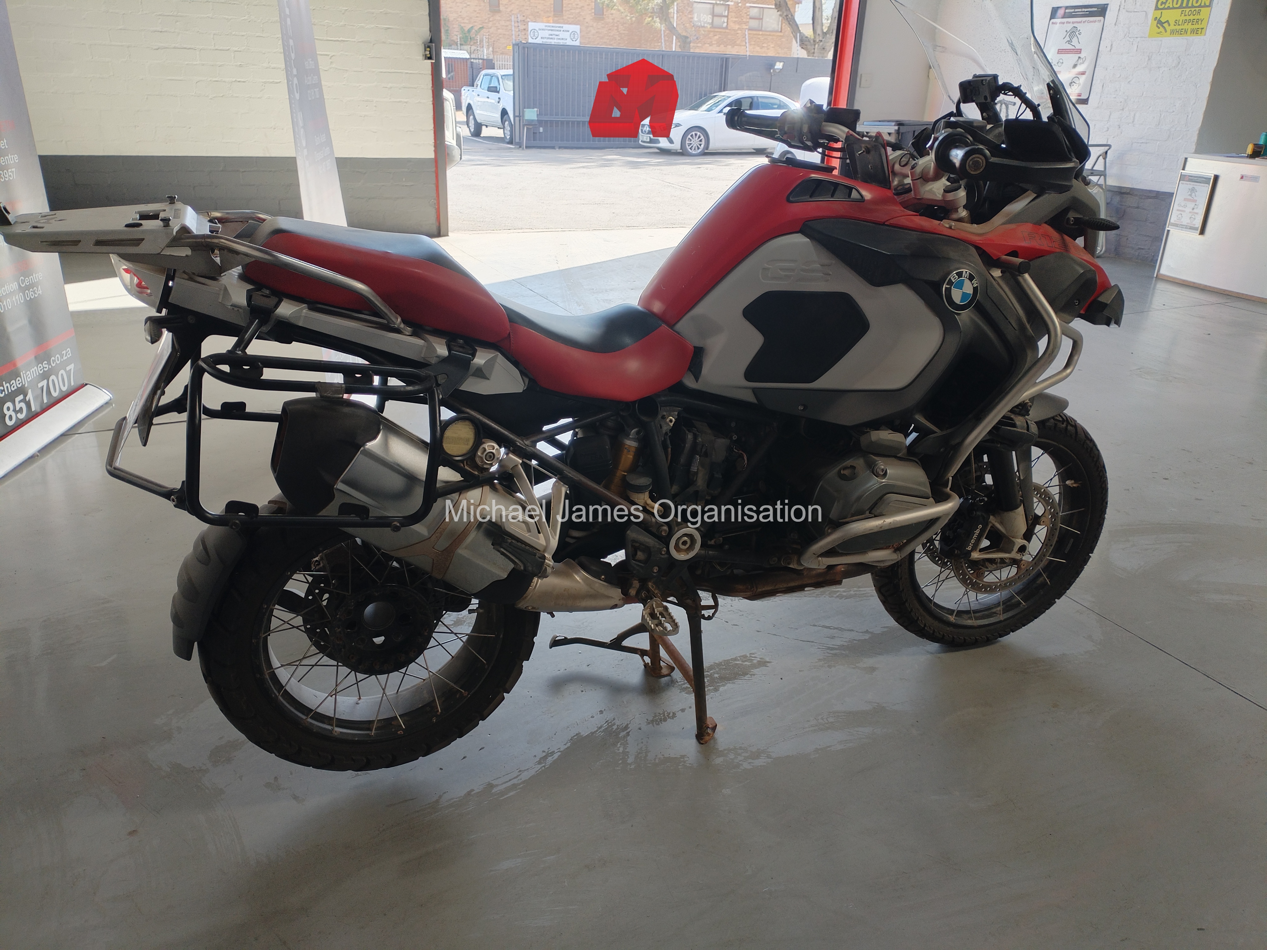 2015 BMW R1200 GS thumbnail 4