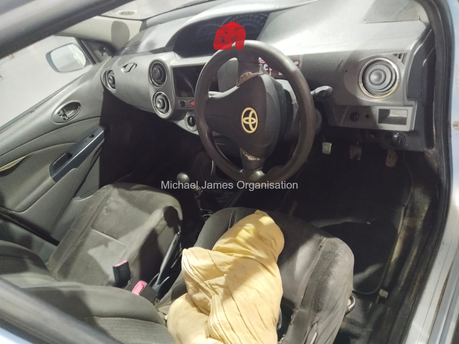 2013 TOYOTA ETIOS 1.5 SPRINT thumbnail 8