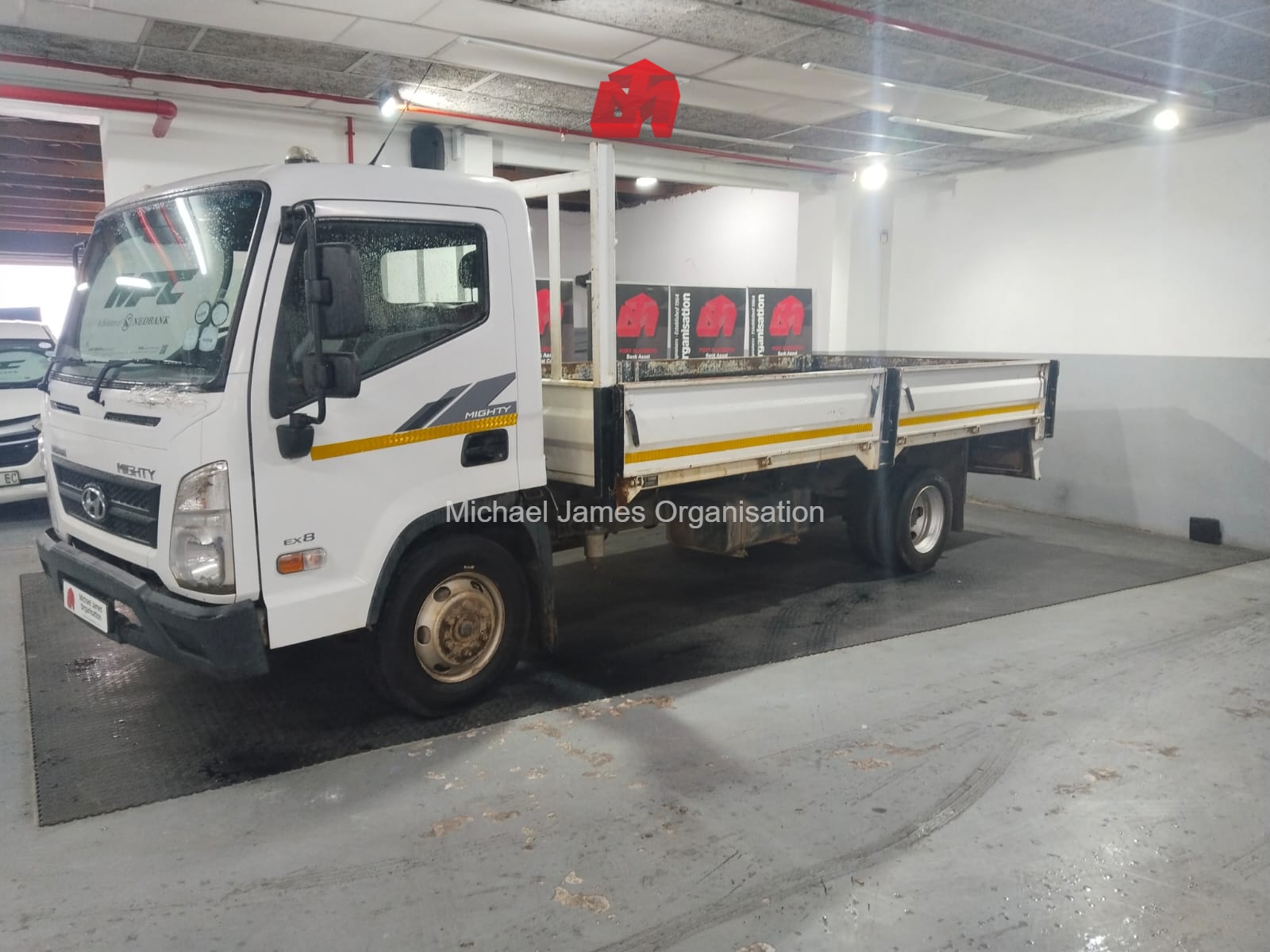 2023 HYUNDAI EX-8 A/C F/C D/S