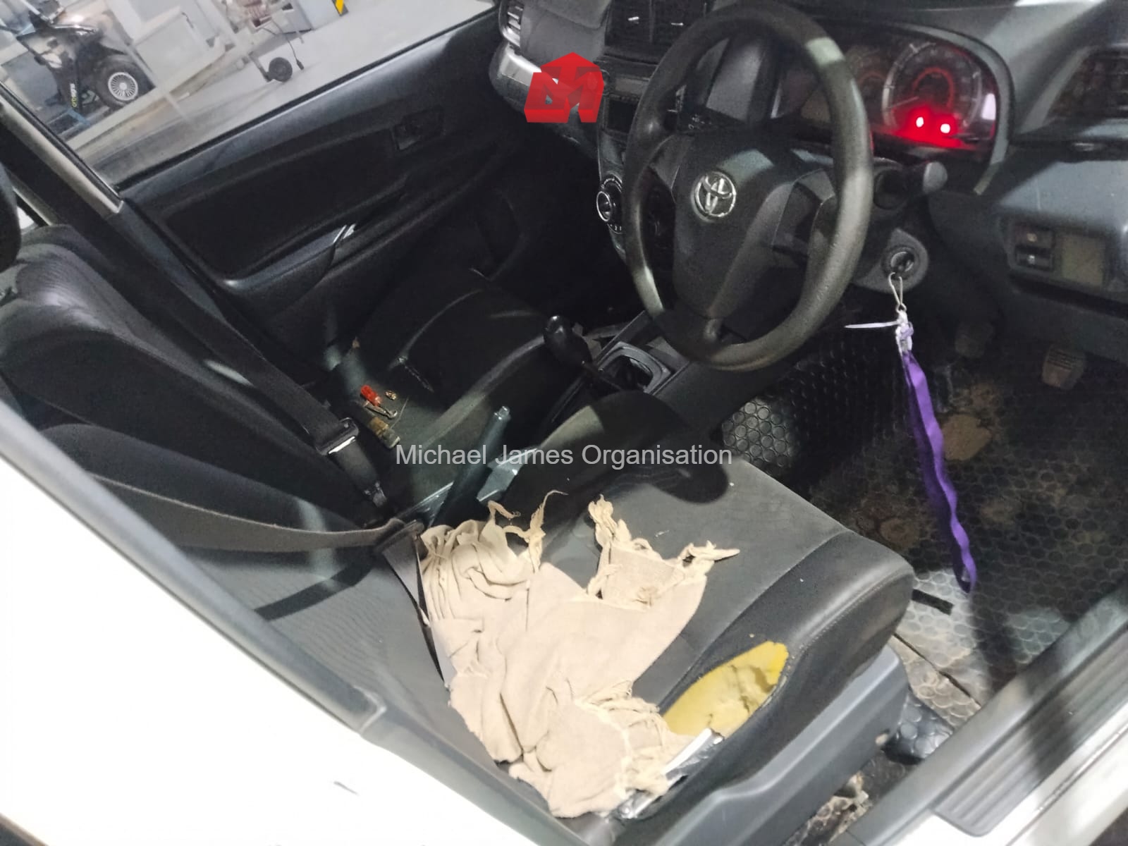 2019 TOYOTA AVANZA 1.3 S thumbnail 7