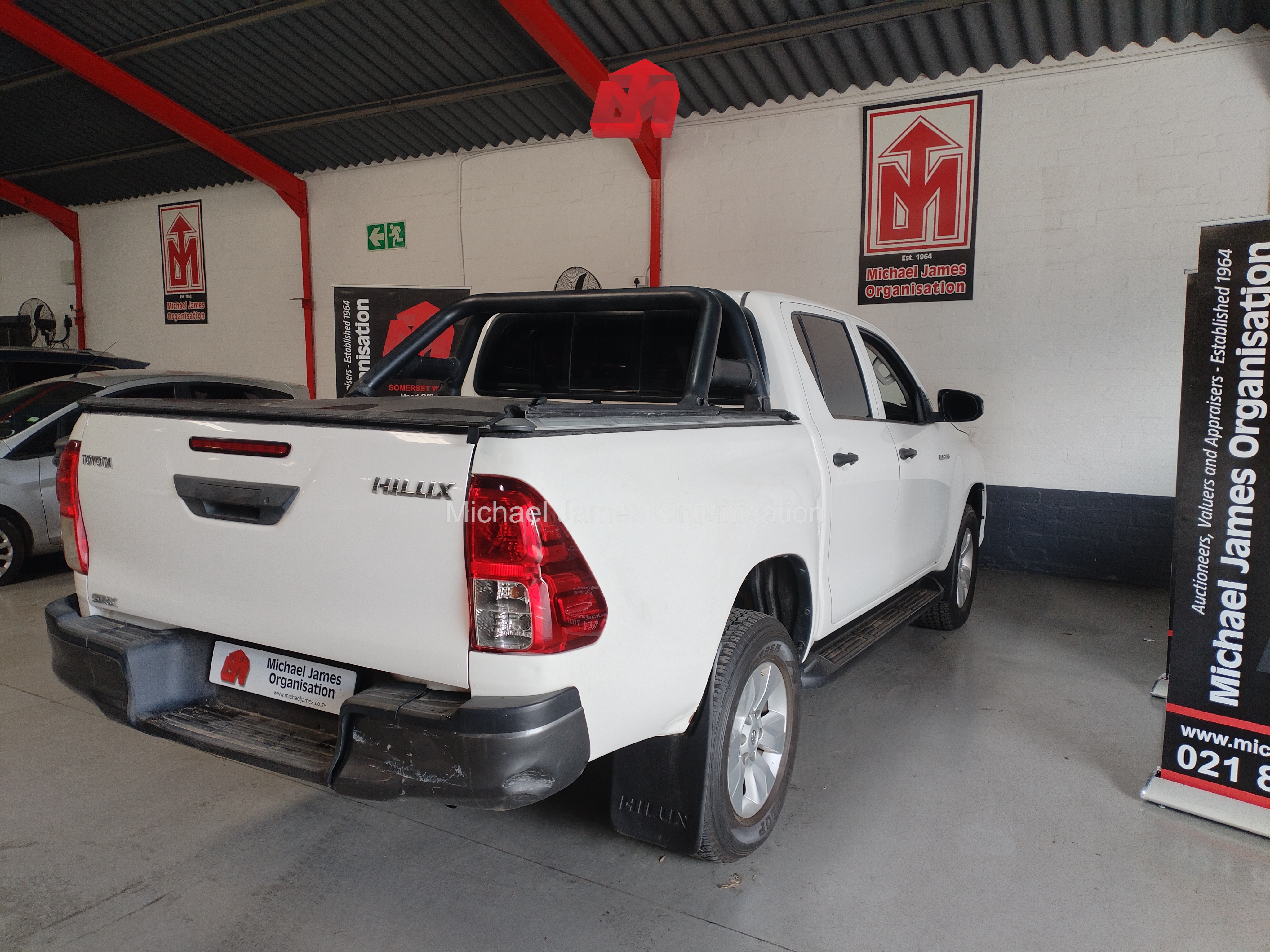 2018 TOYOTA HILUX 2.4 GD-6 RB SRX P/U D/C thumbnail 6