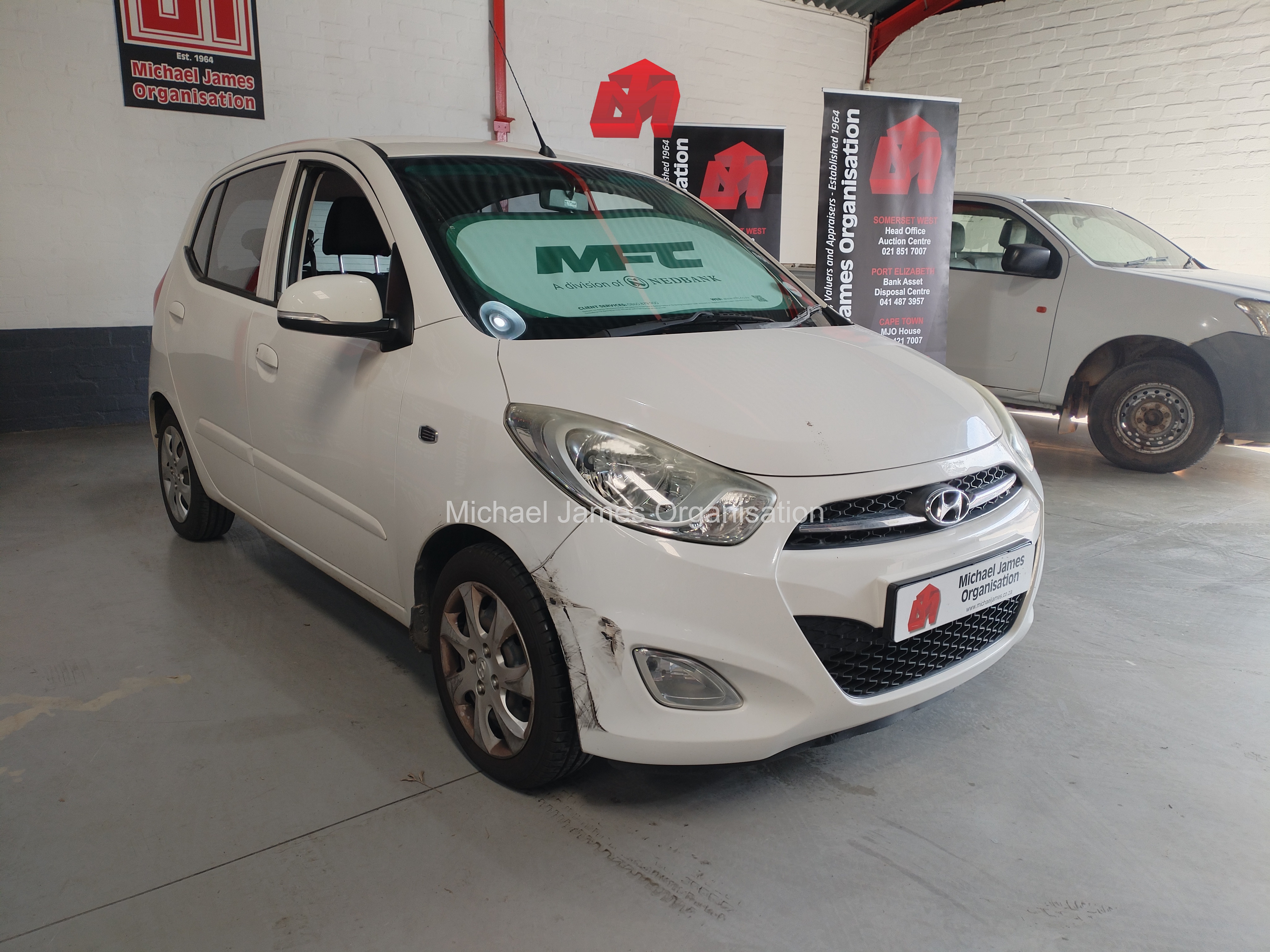 2016 HYUNDAI i10 1.1 GLS/ MOTION thumbnail 3