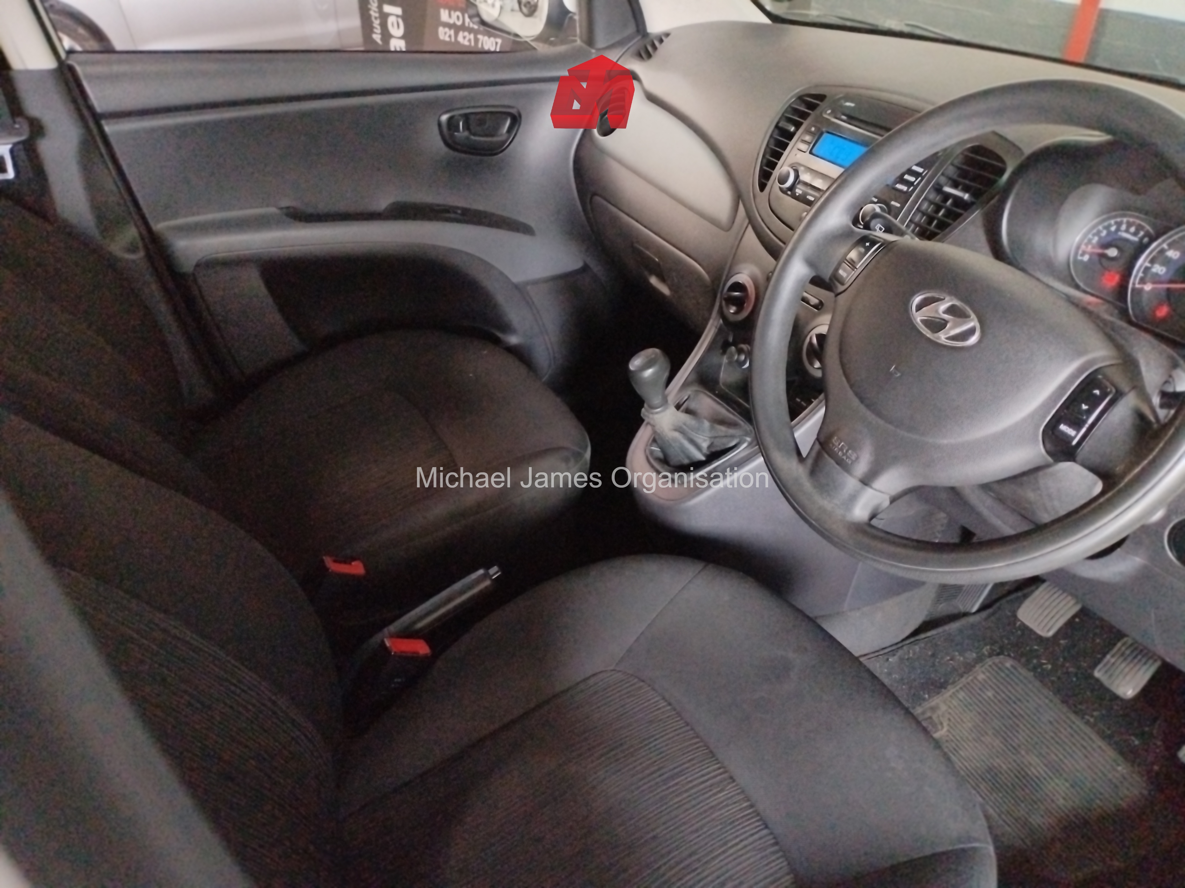 2016 HYUNDAI i10 1.1 GLS/ MOTION thumbnail 9