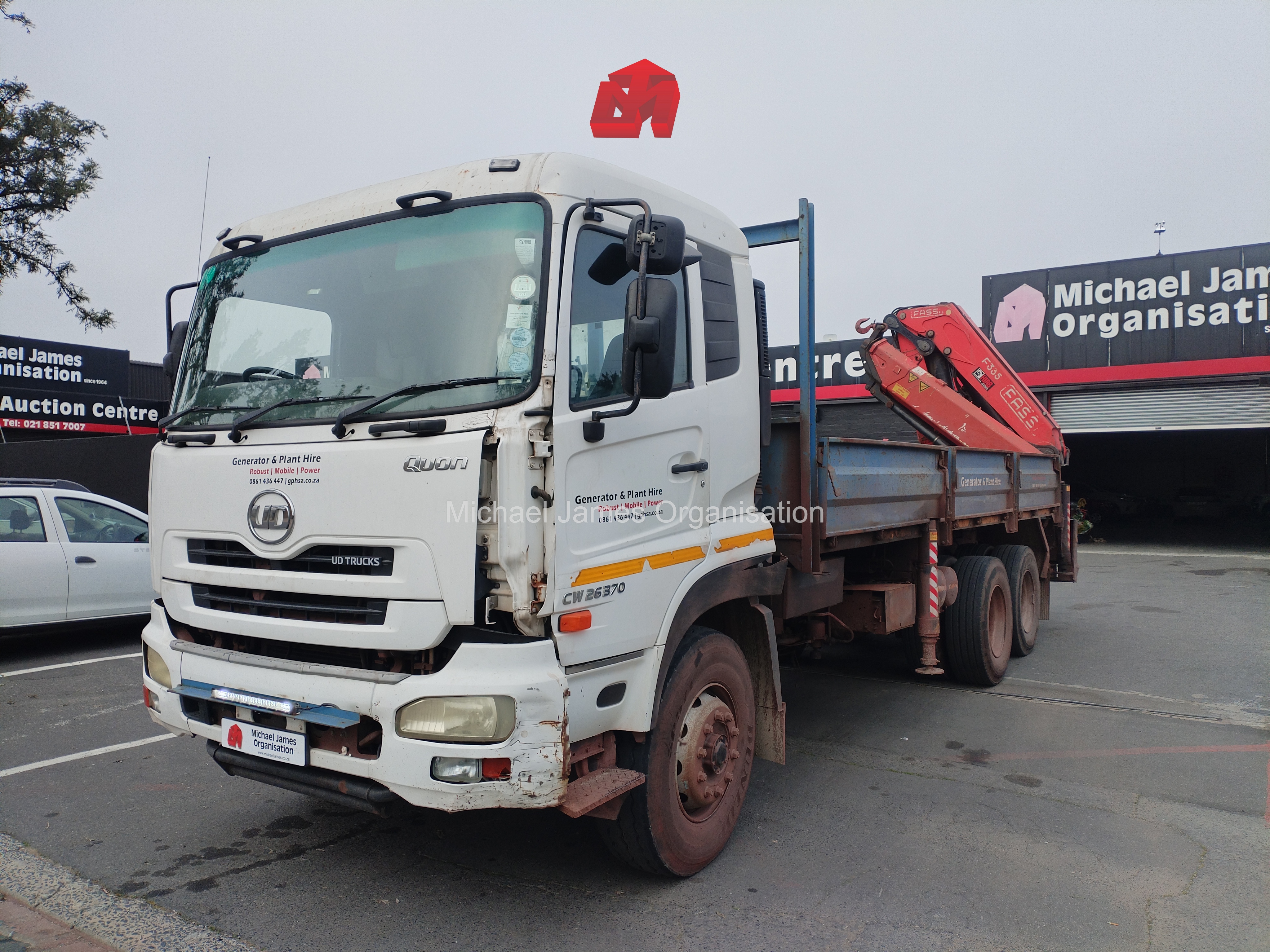 2015 UD QUON CW 26 370 DT TIP C/C