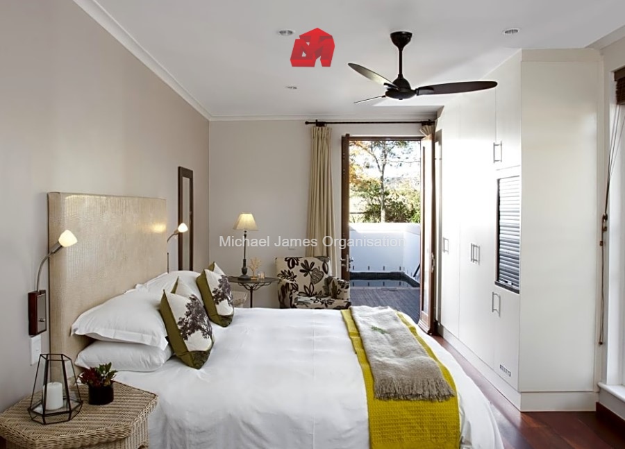 L'Avenir Stay and Dine thumbnail 7
