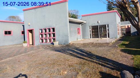 4 Bedroom Spacious family home with excellent potential thumbnail 2