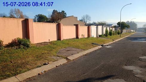 4 Bedroom Spacious family home with excellent potential thumbnail 3