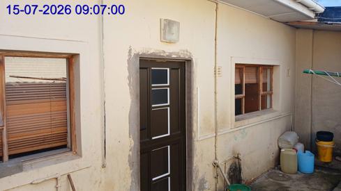 4 Bedroom Spacious family home with excellent potential thumbnail 8