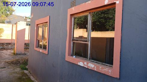 4 Bedroom Spacious family home with excellent potential thumbnail 9
