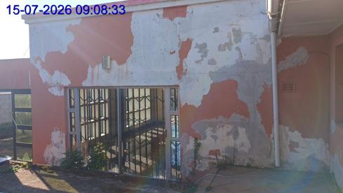 4 Bedroom Spacious family home with excellent potential thumbnail 10