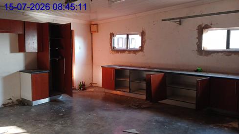 4 Bedroom Spacious family home with excellent potential thumbnail 14