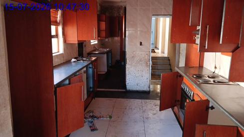 4 Bedroom Spacious family home with excellent potential thumbnail 16