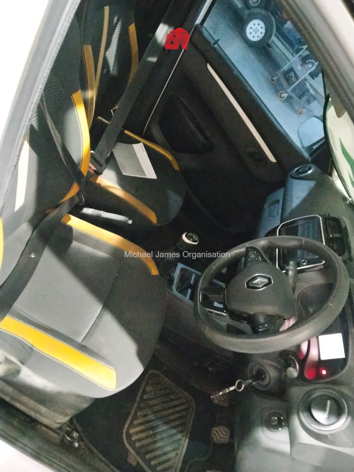 2025 RENAULT KWID 1.0 CLIMBER 5DR thumbnail 7