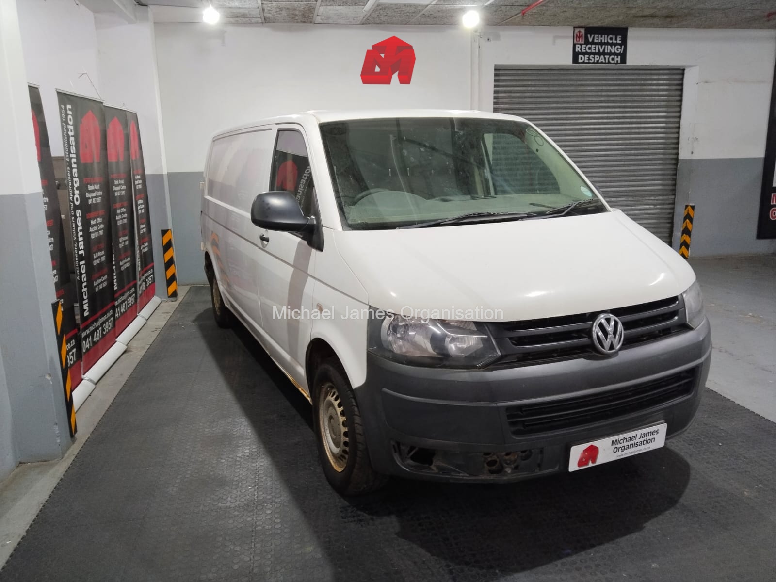 2011 VOLKSWAGEN TRANSPORTER T5 2.0 TDI PANEL VAN thumbnail 3