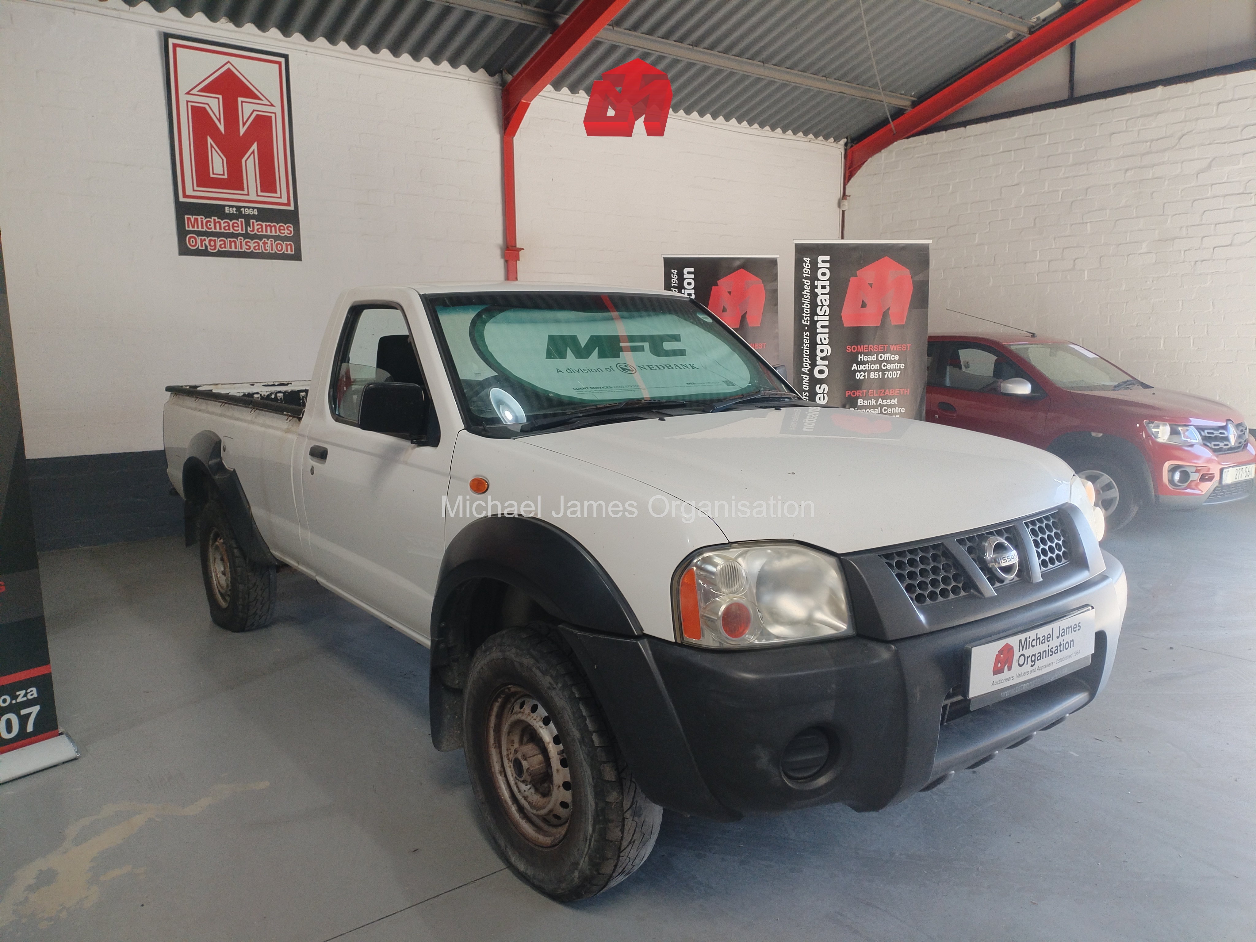 2018 NISSAN HARDBODY NP300 2.4i LWB 4X4 P/U S/C thumbnail 3